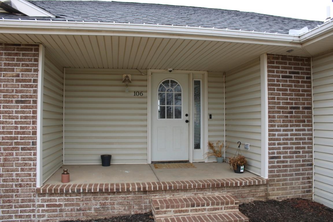 106 Rodeo Ct, Marquette, KS 67464