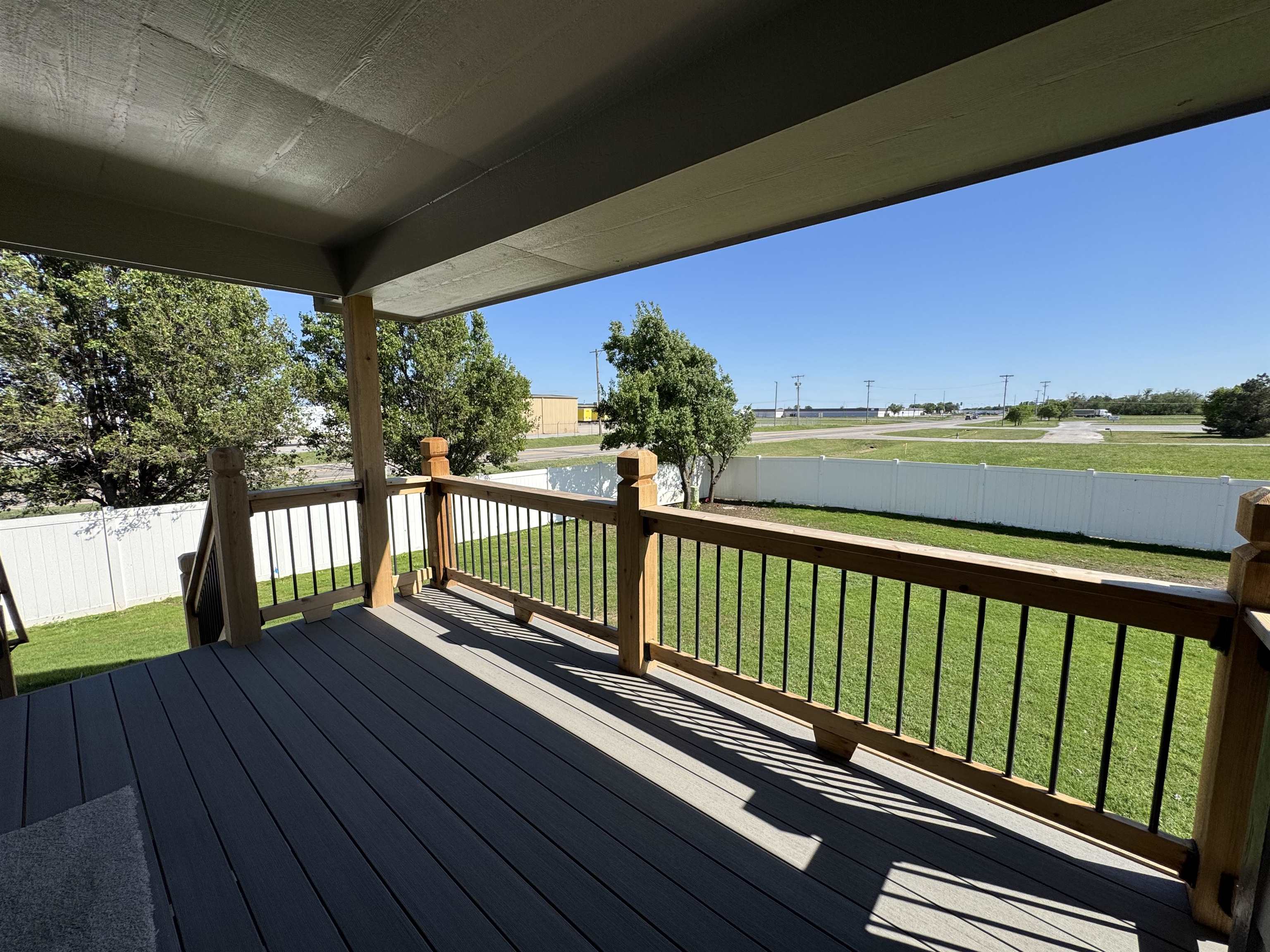 10403 W 35th St S, Wichita, KS 67215