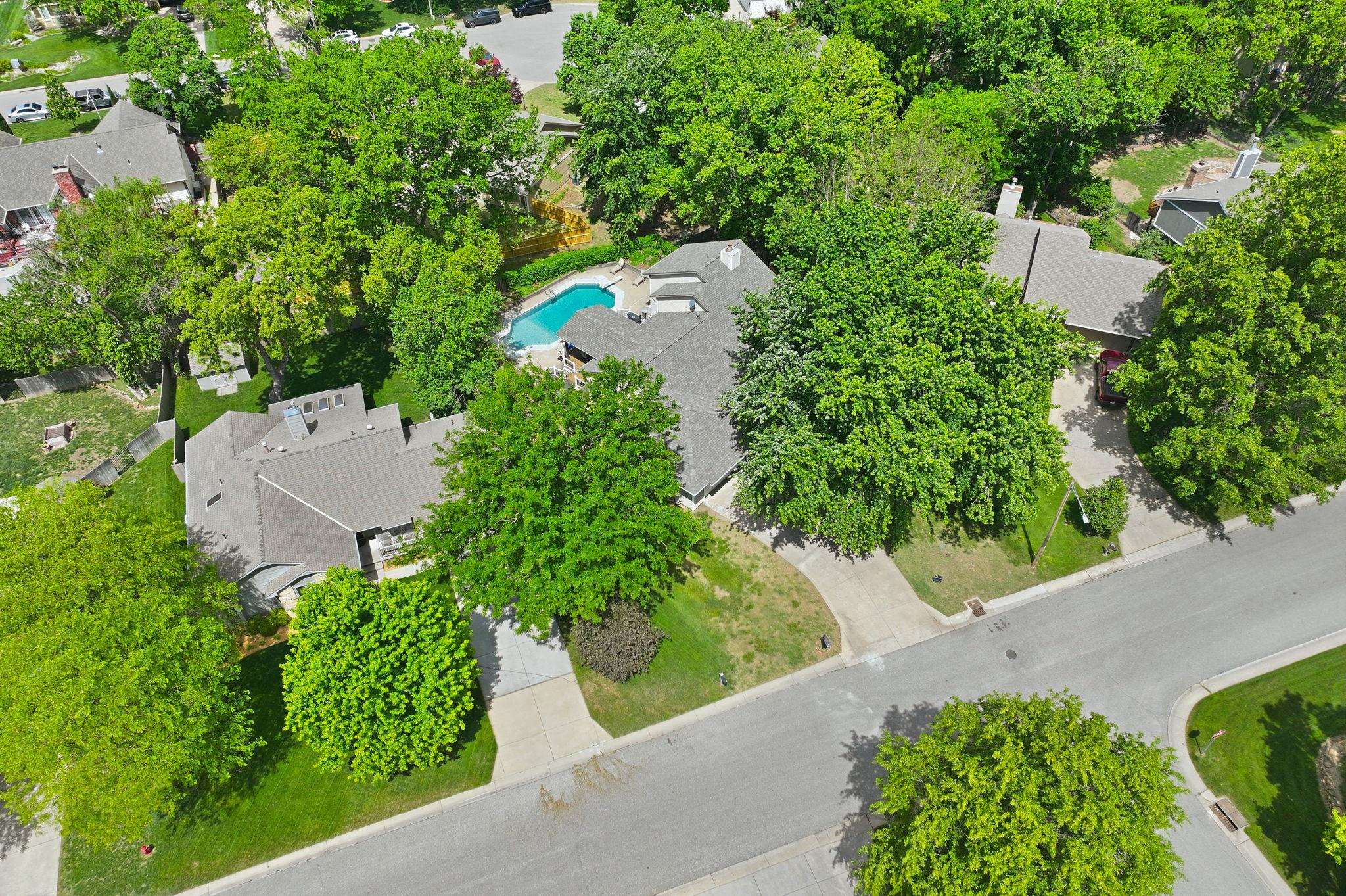 519 S Partridge Ln, Derby, KS 67037