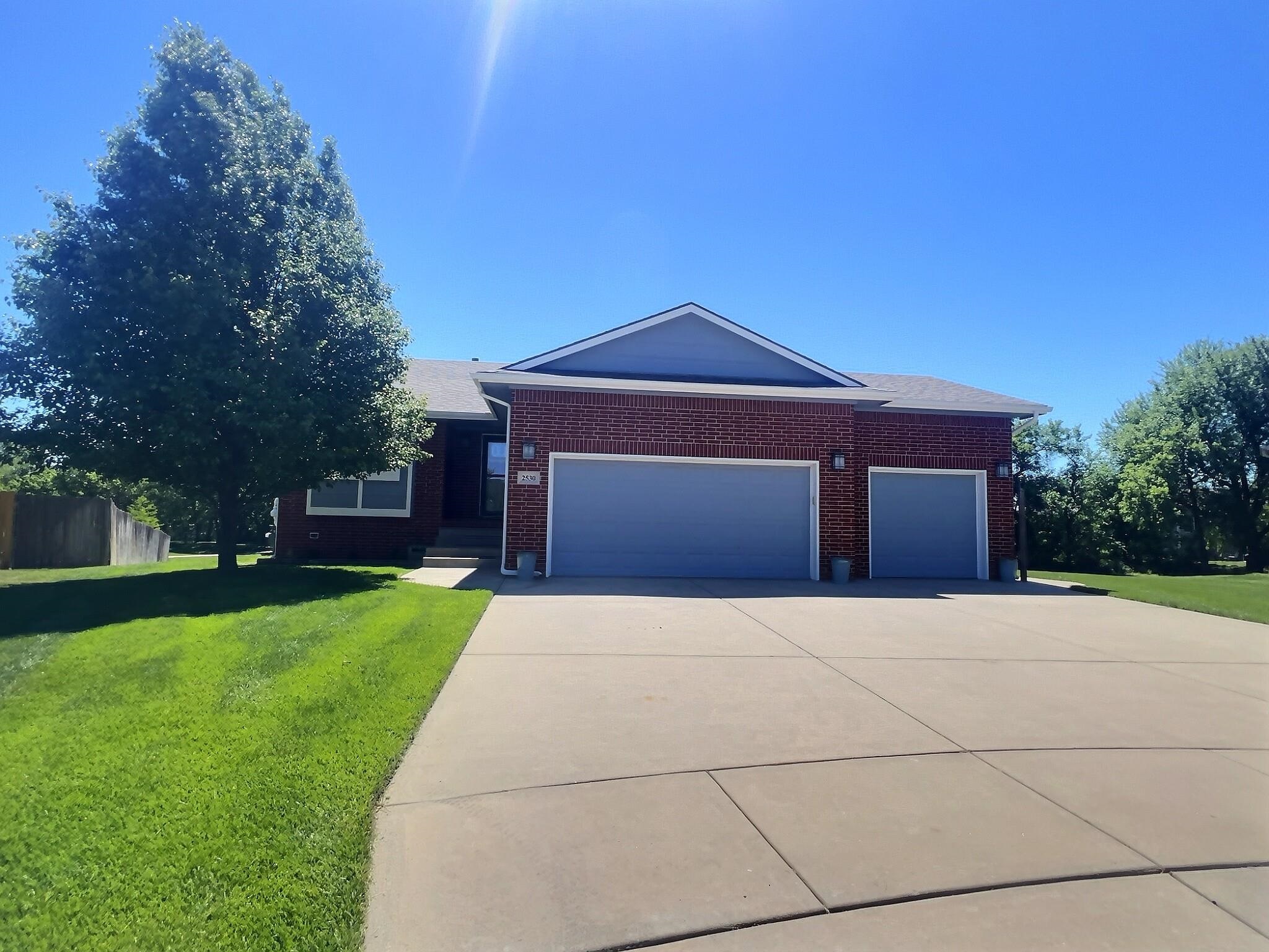 2530 S Prescott Cir, Wichita, KS 67215