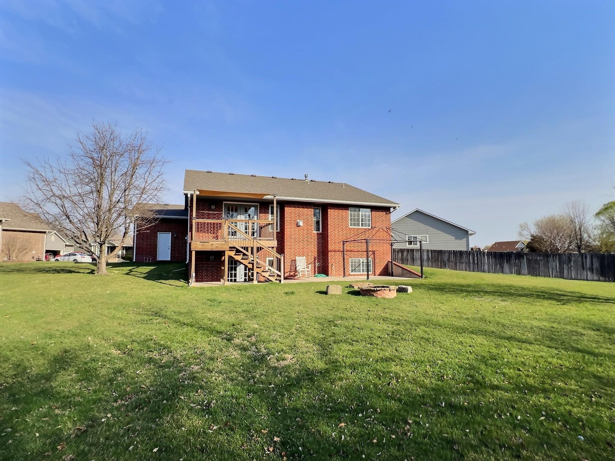 2530 S Prescott Cir, Wichita, KS 67215