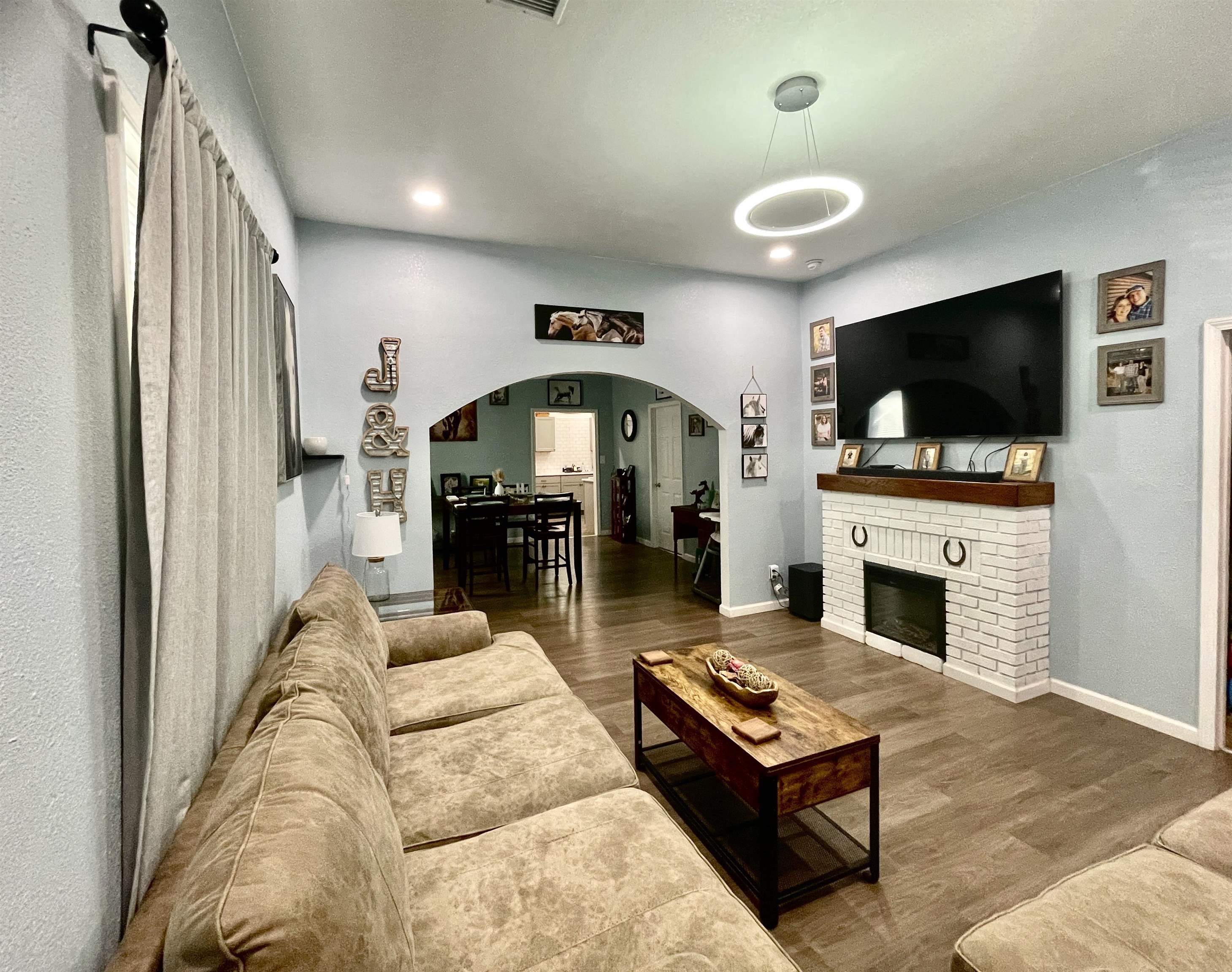 1327 N 2nd, Arkansas City, KS 67005