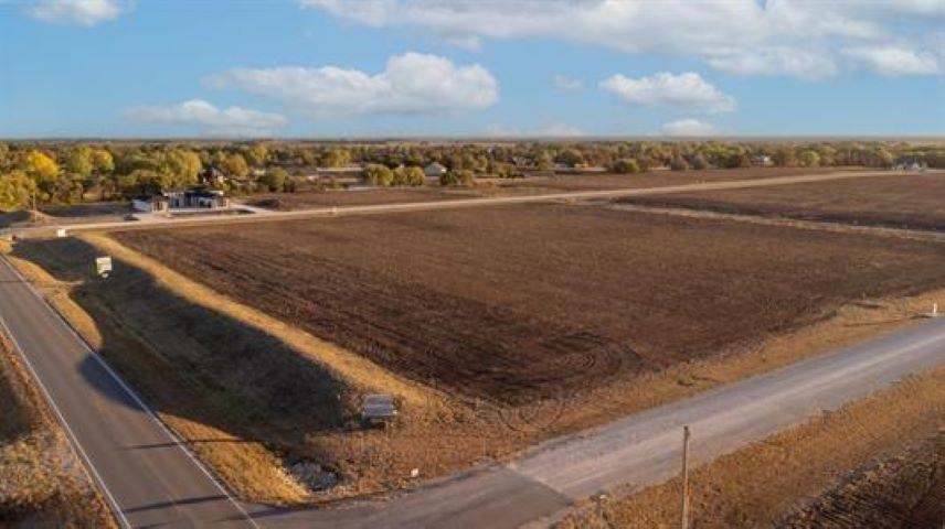 19646 W Pine St, Goddard, KS 67052