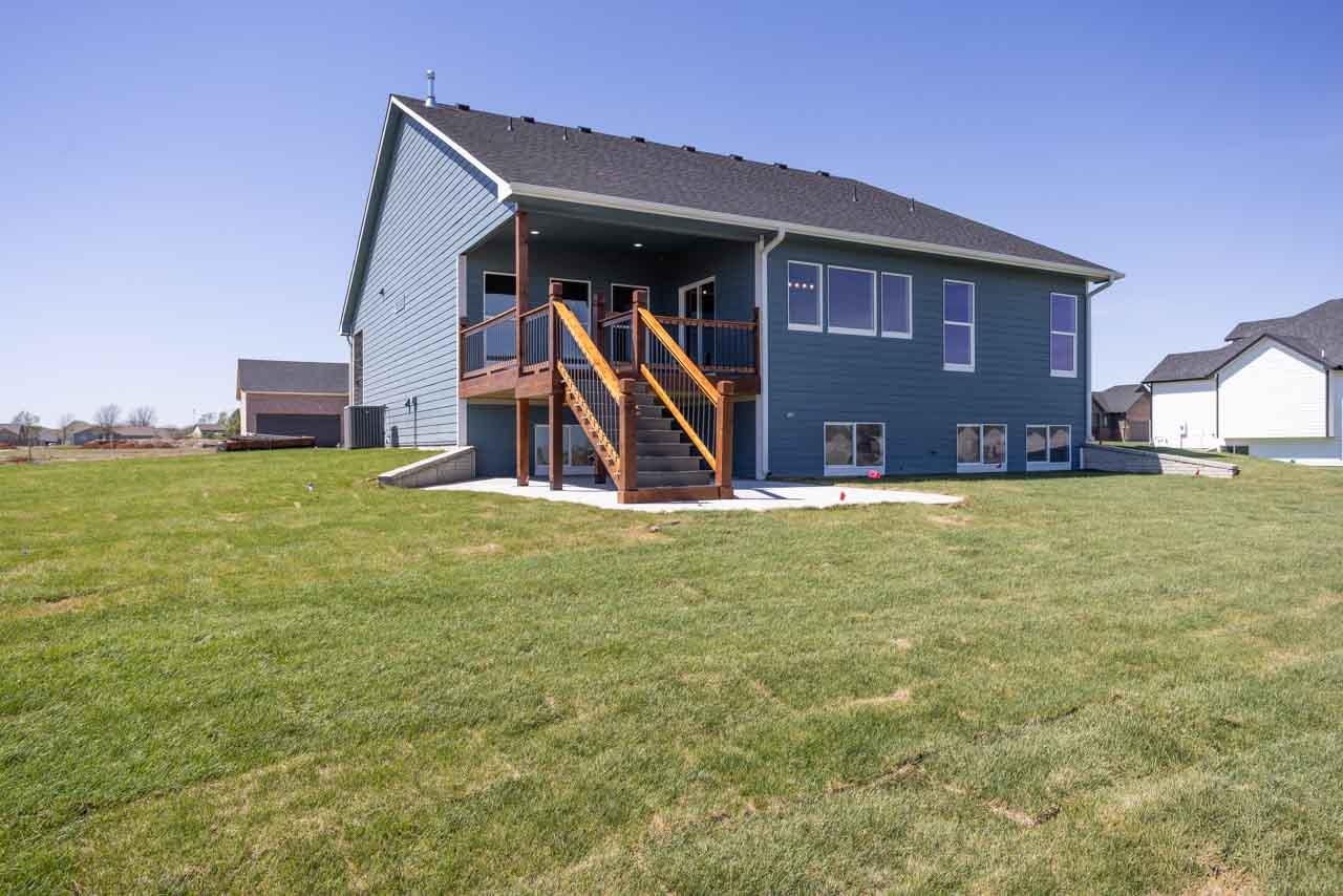 461 S Stoney Creek St, Clearwater, KS 67026