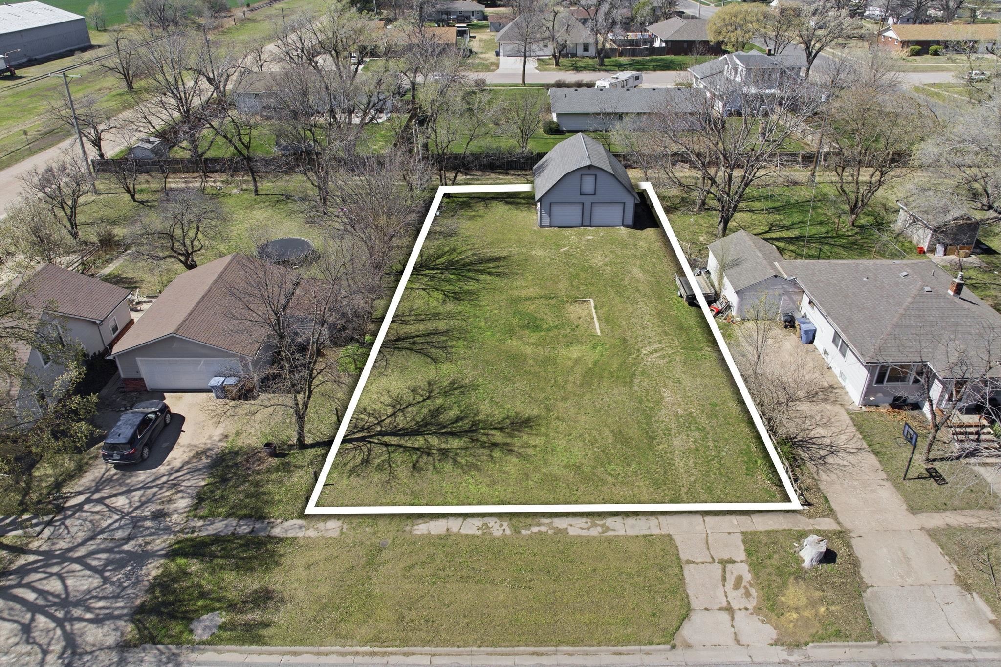 109 N Adams, Cheney, KS 67025