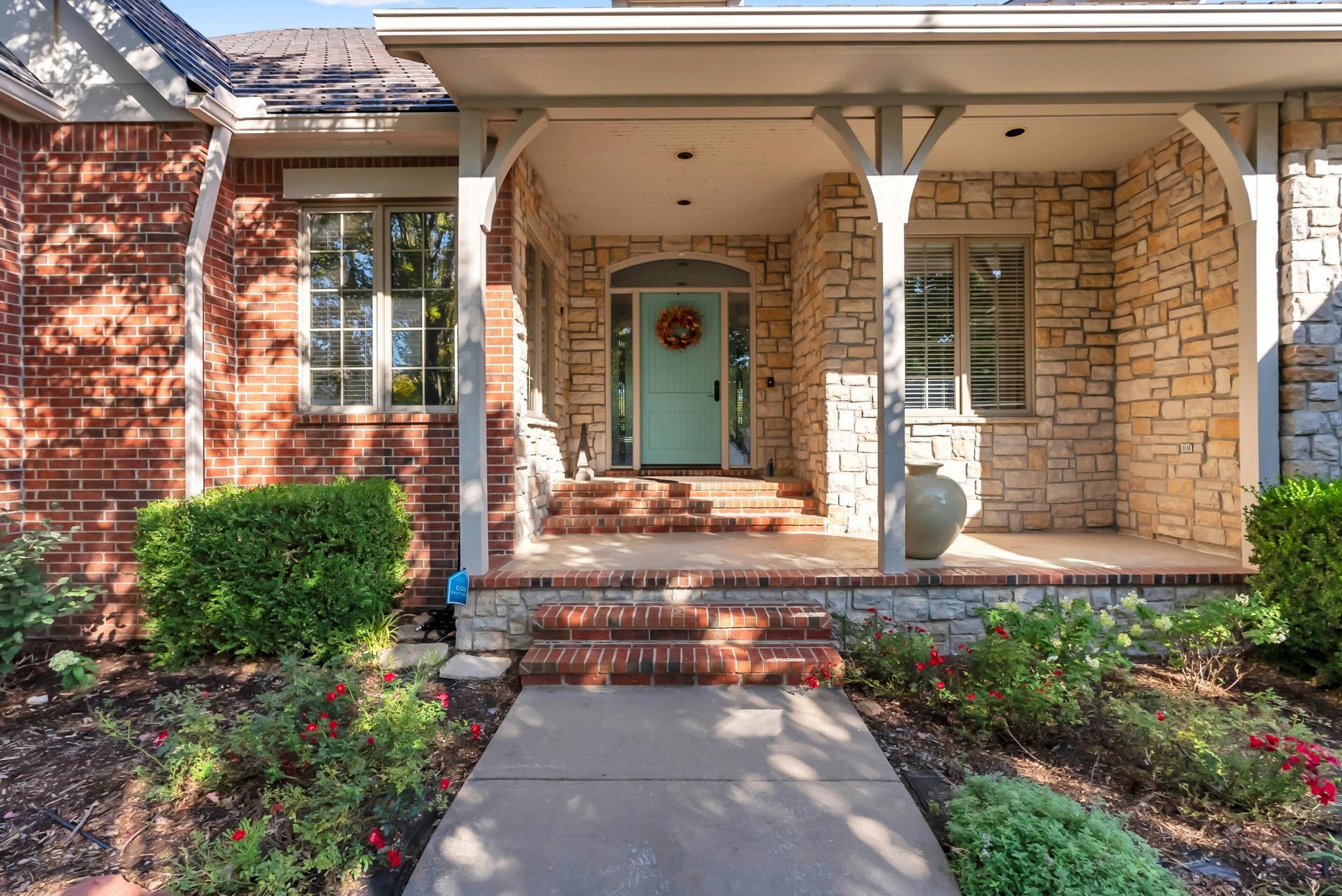 8812 E Churchill Cir, Wichita, KS 67206