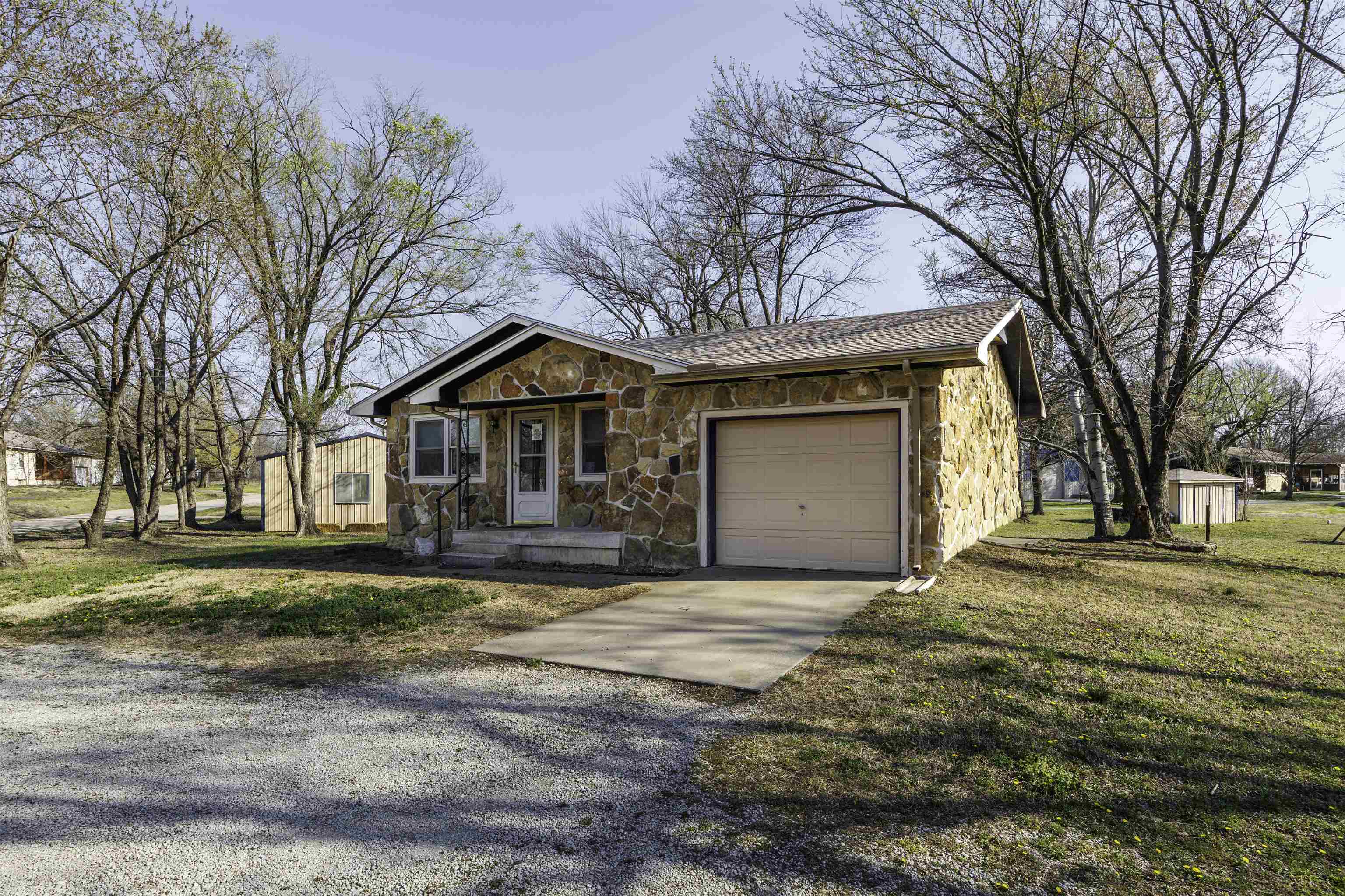 502 N Severy #501 N Severy, Severy, KS 67137