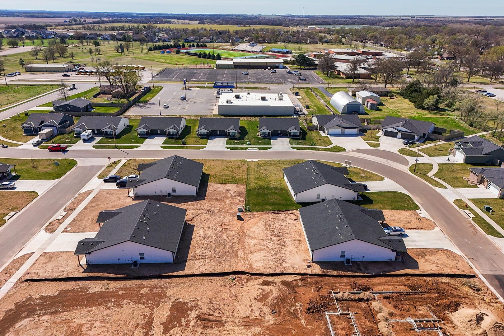 179 N Indian Lakes Dr & 3 Additional Units, Clearwater, KS 67026