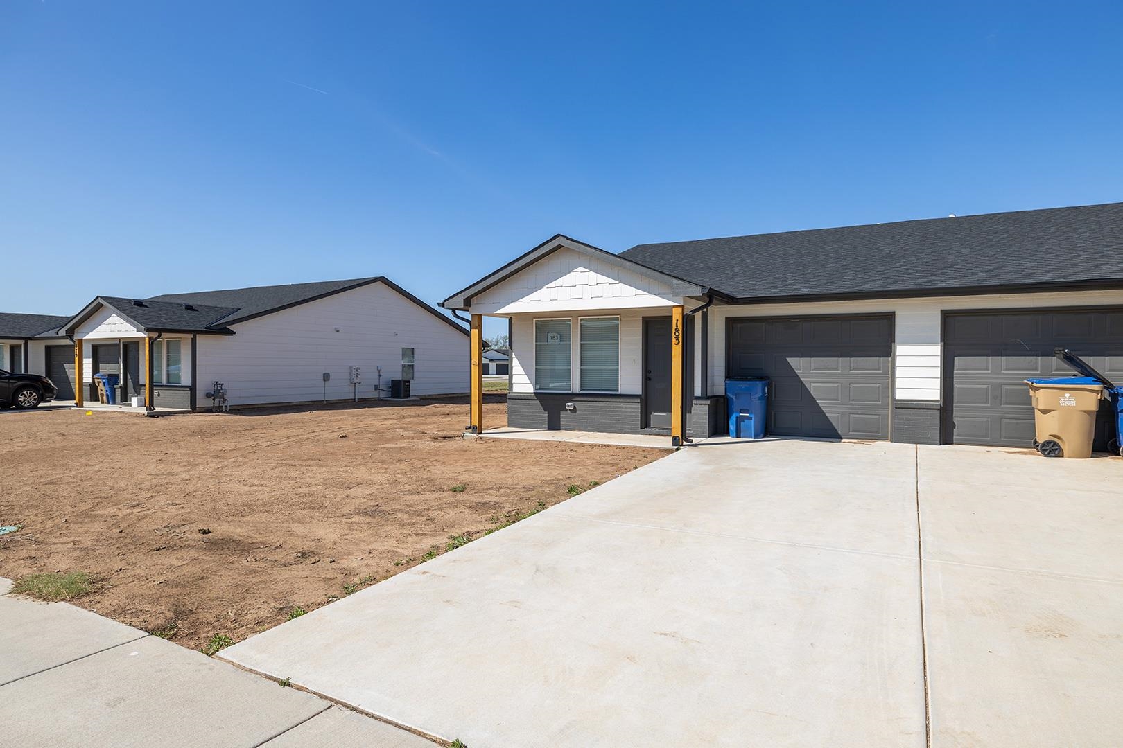 179 N Indian Lakes Dr & 3 Additional Units, Clearwater, KS 67026