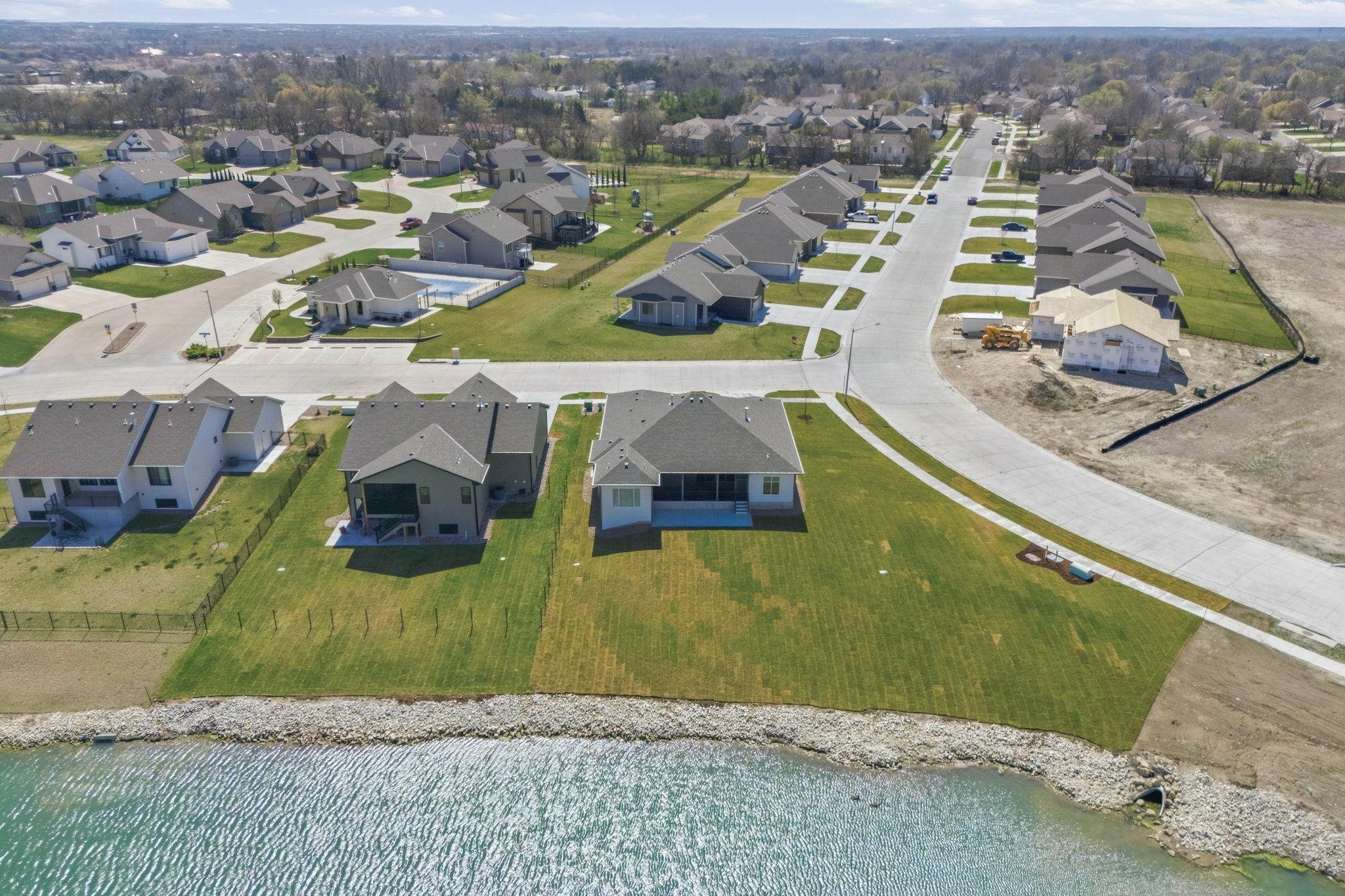 5856 E Central Pk, Bel Aire, KS 67220
