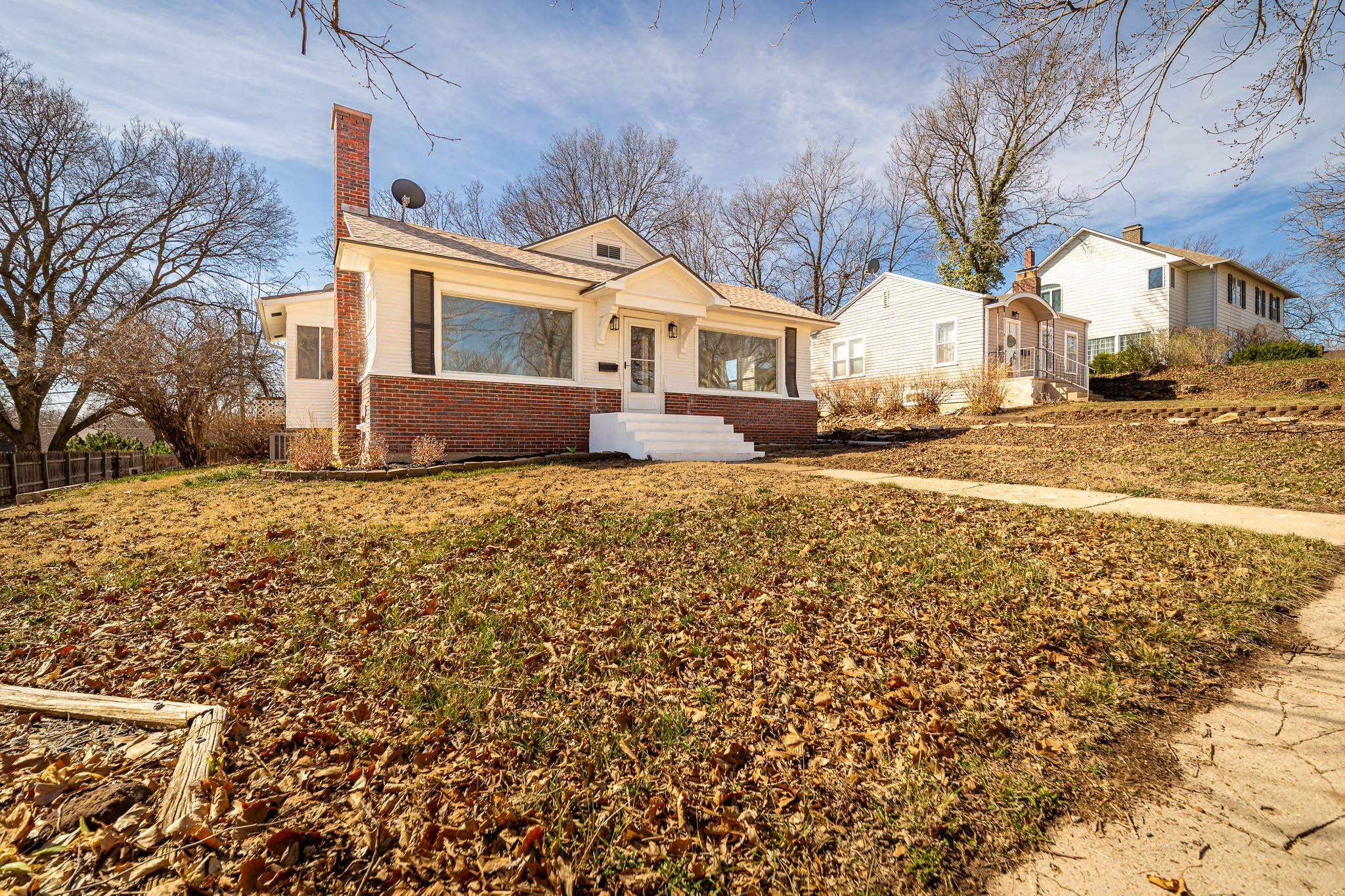 824 W 9th St, Concordia, KS 66901