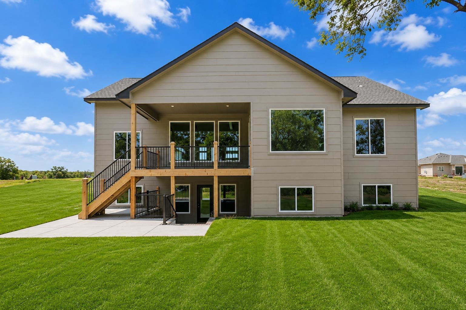 421 N Fielding, Derby, KS 67037