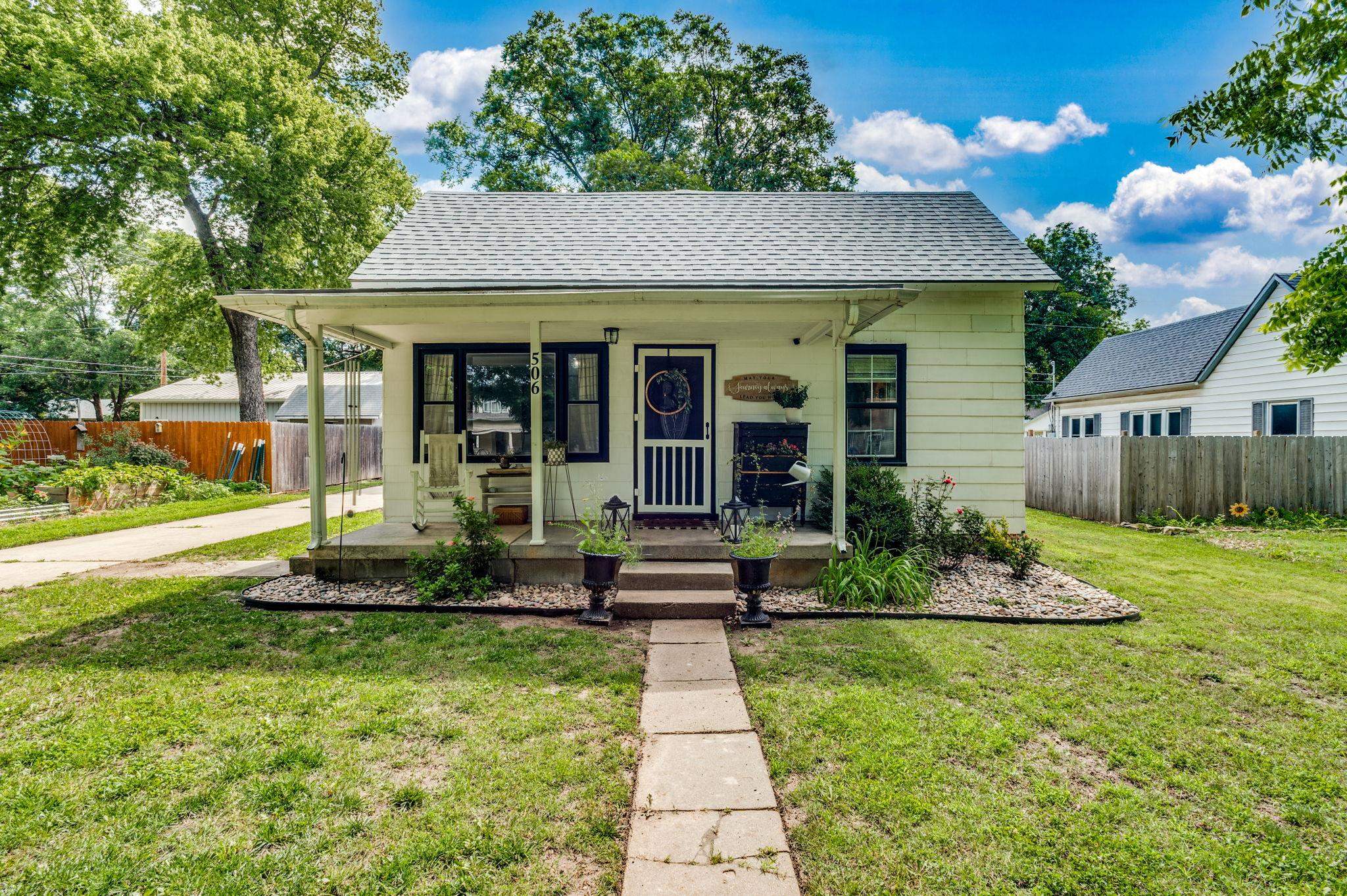 506 S Central, Mulvane, KS 67110