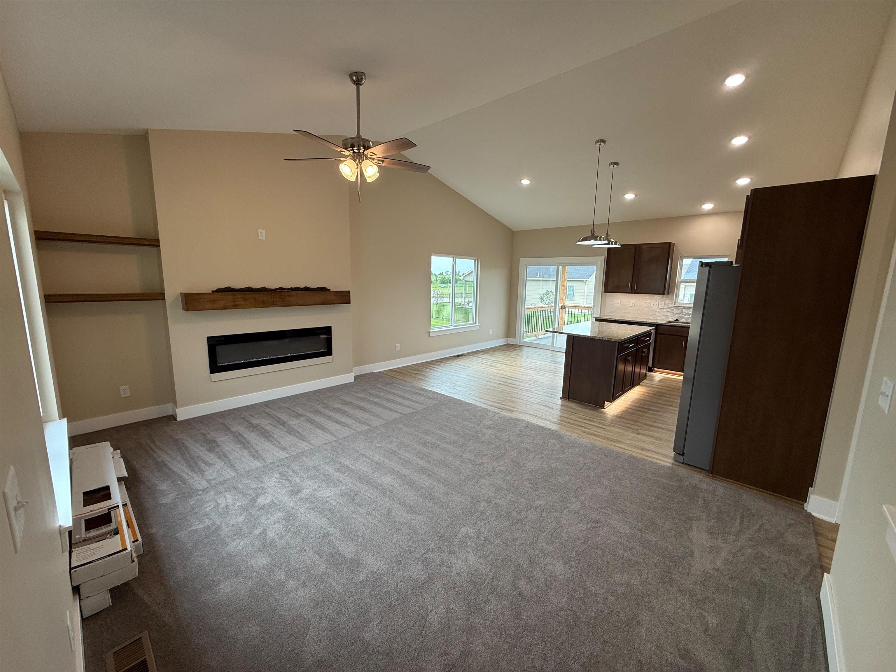 5031 N Toben Ct, Bel Aire, KS 67226