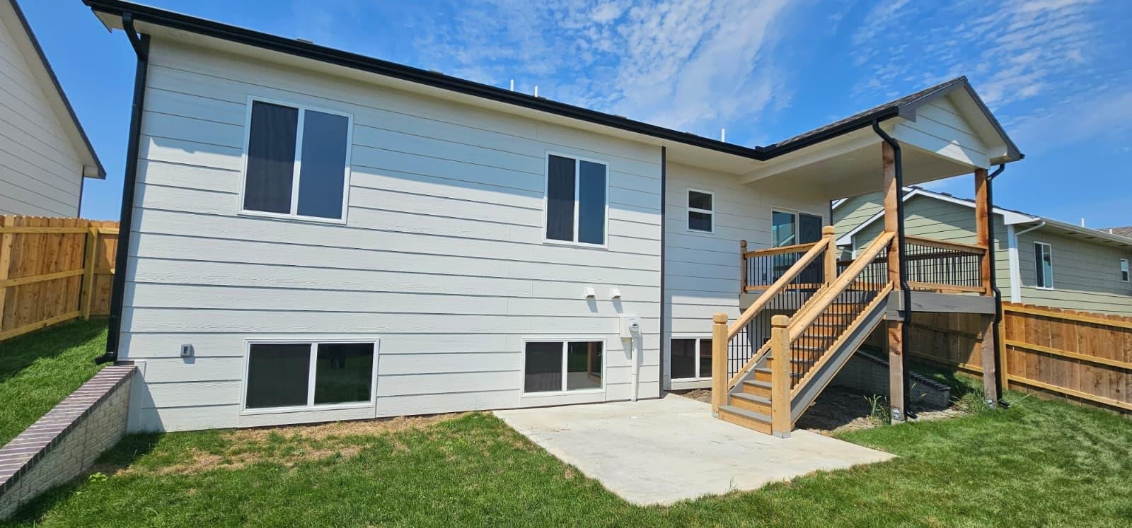5037 N Toben Dr, Bel Aire, KS 67226