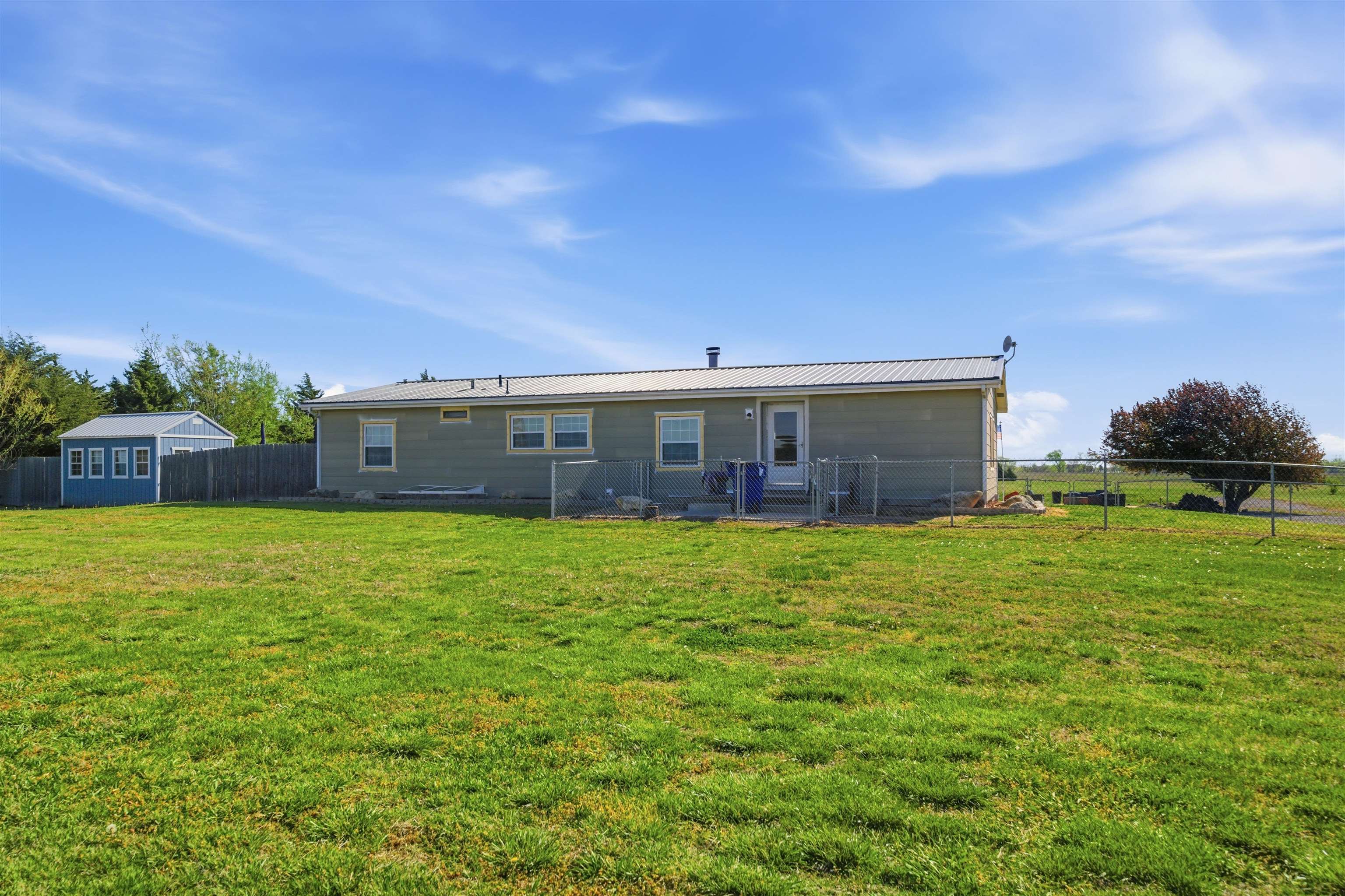 12026 N 39th St W, Sedgwick, KS 67135