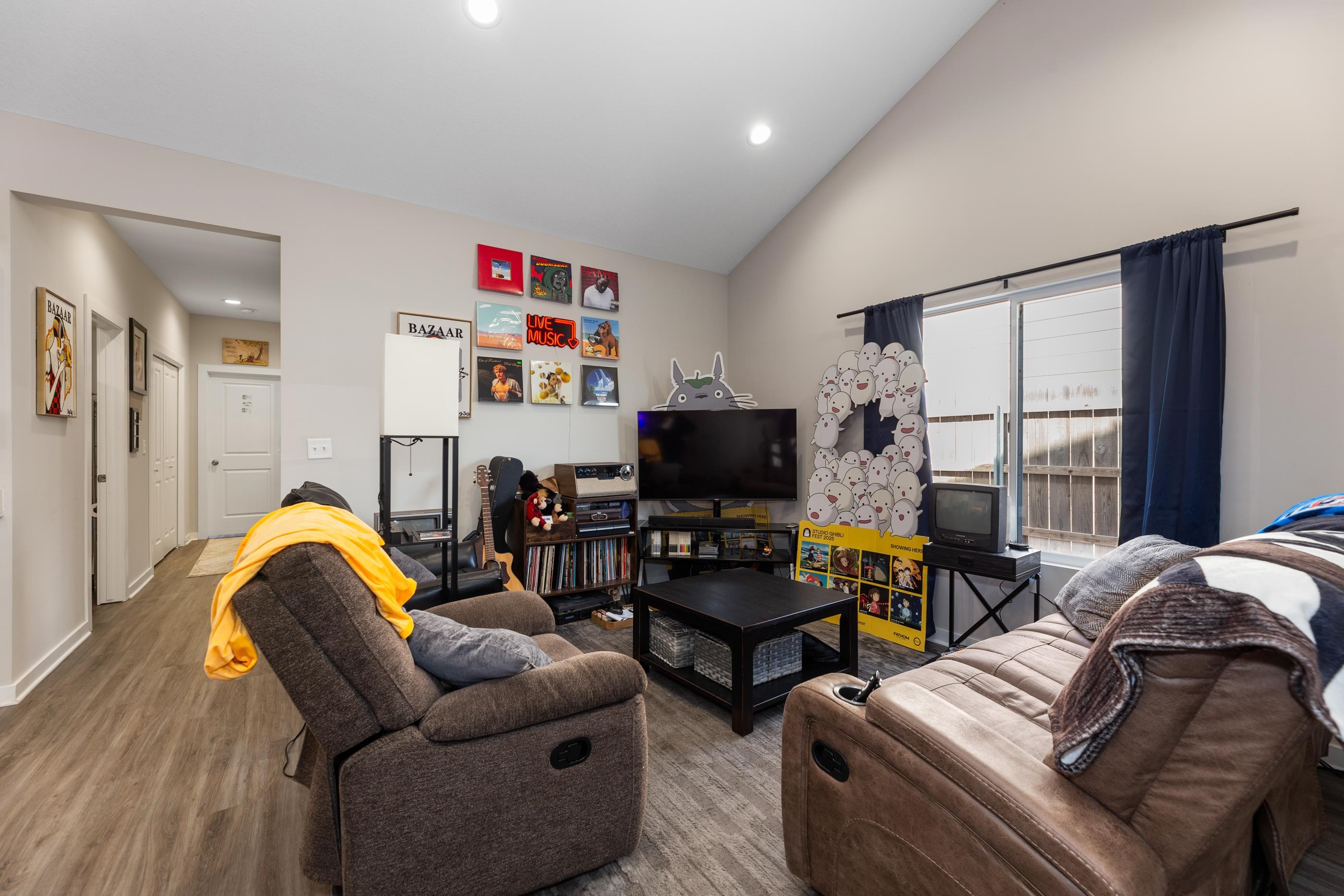 12049 12051 W Shadow Lakes St, Maize, KS 67205-5261