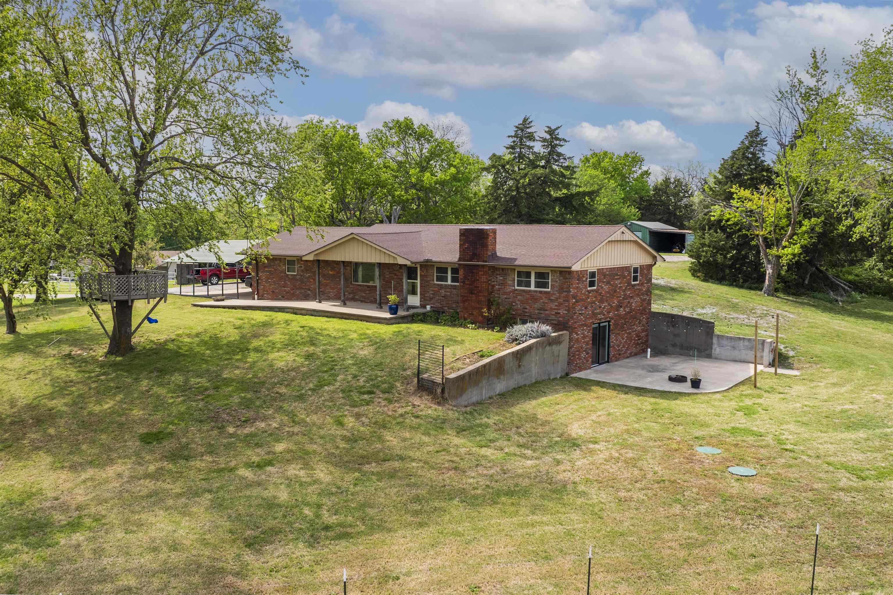 29750 93rd Ln, Arkansas City, KS 67005