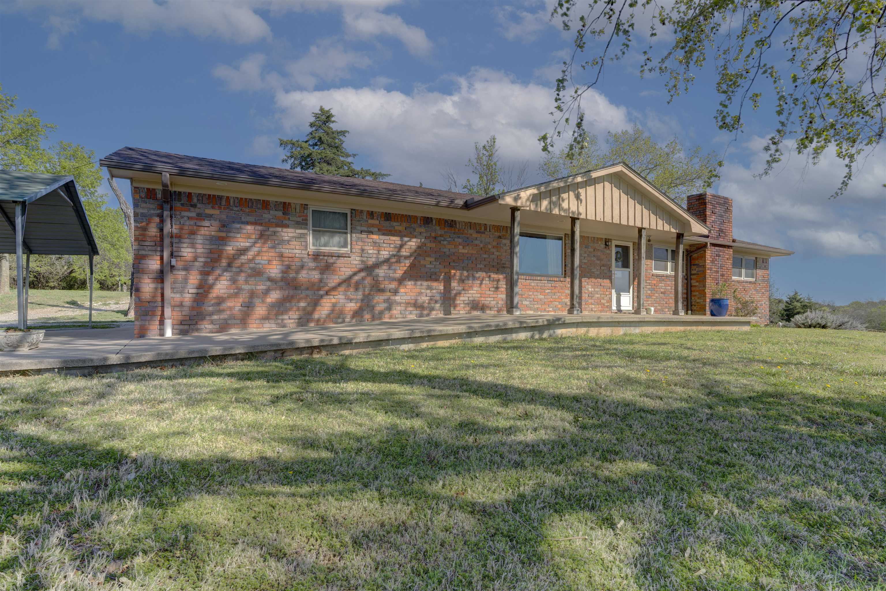 29750 93rd Ln, Arkansas City, KS 67005