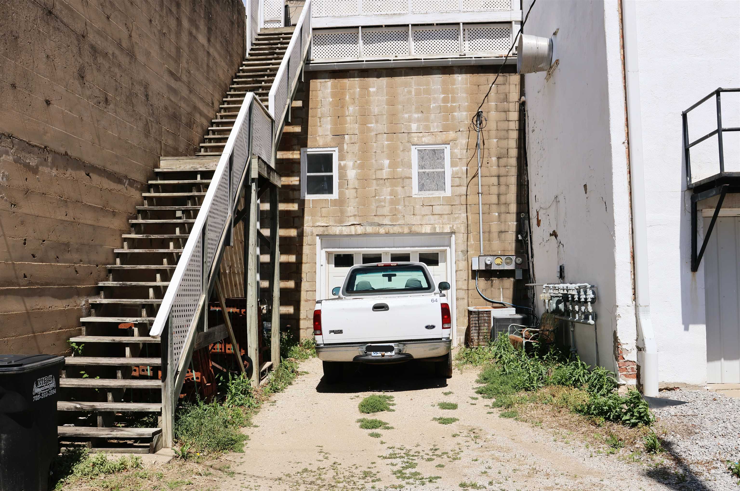 313 W Second St, Minneapolis, KS 67467