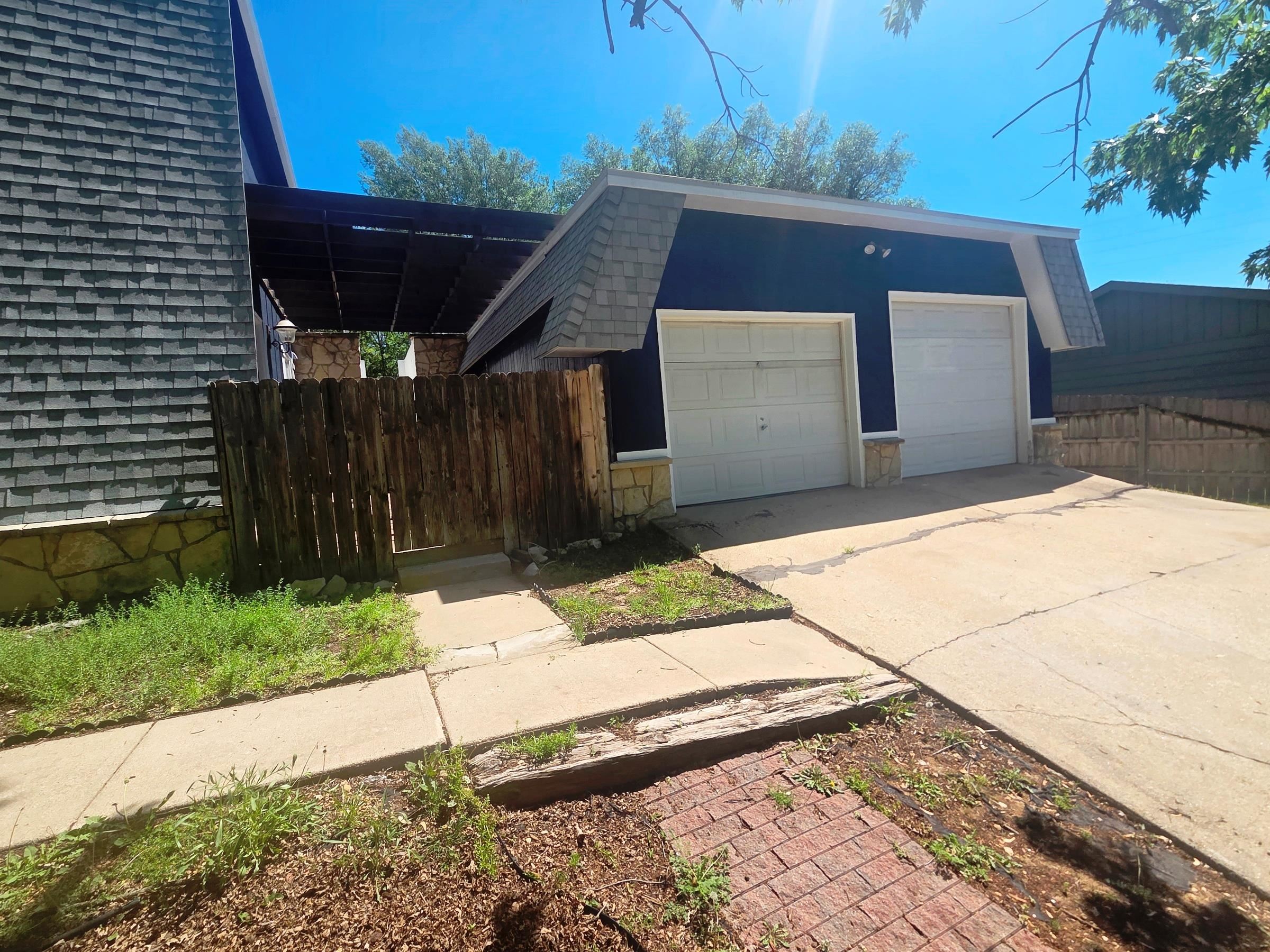1120 Helen, Augusta, KS 67010