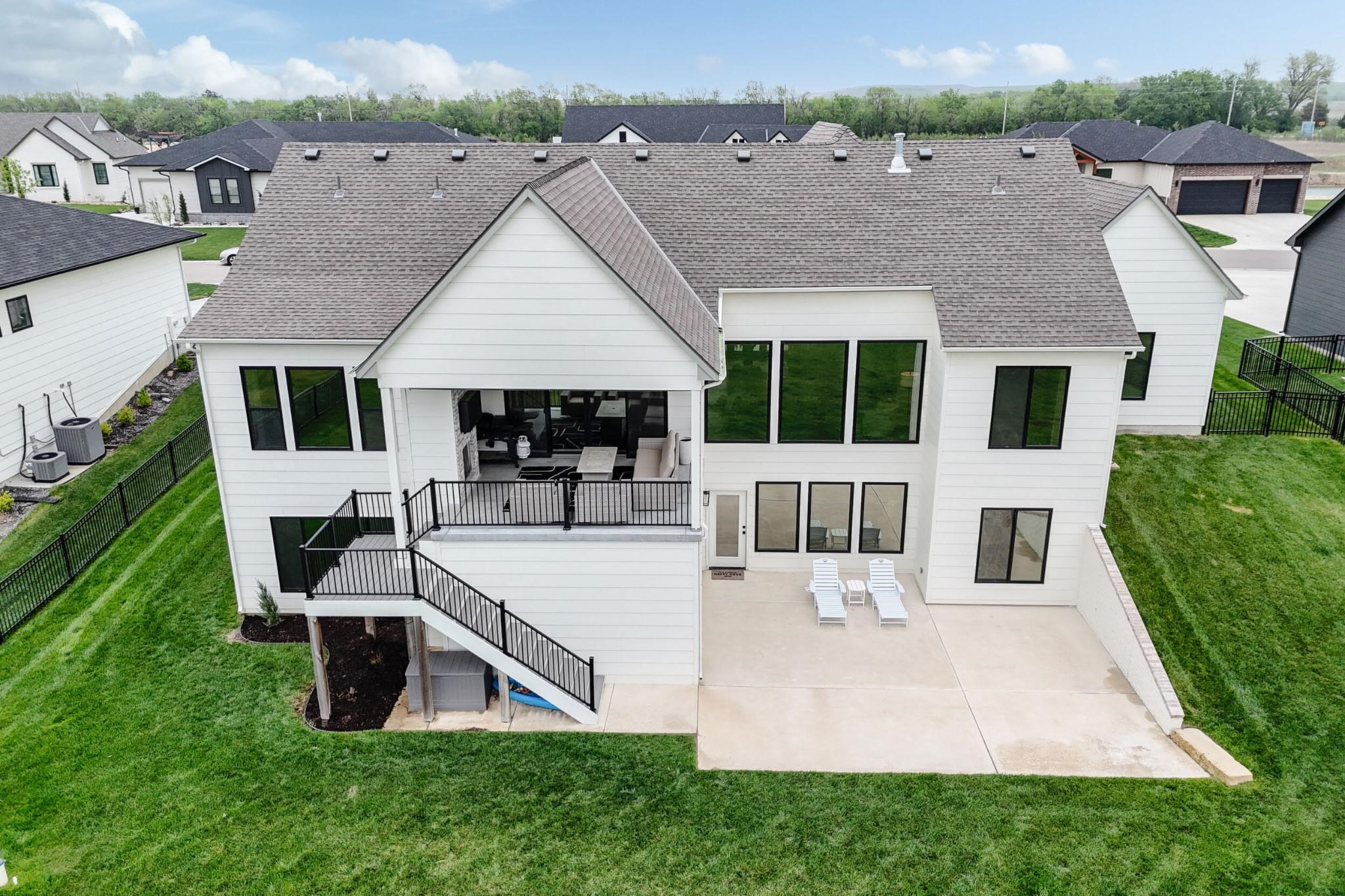5946 W 45th Ct, Wichita, KS 67205