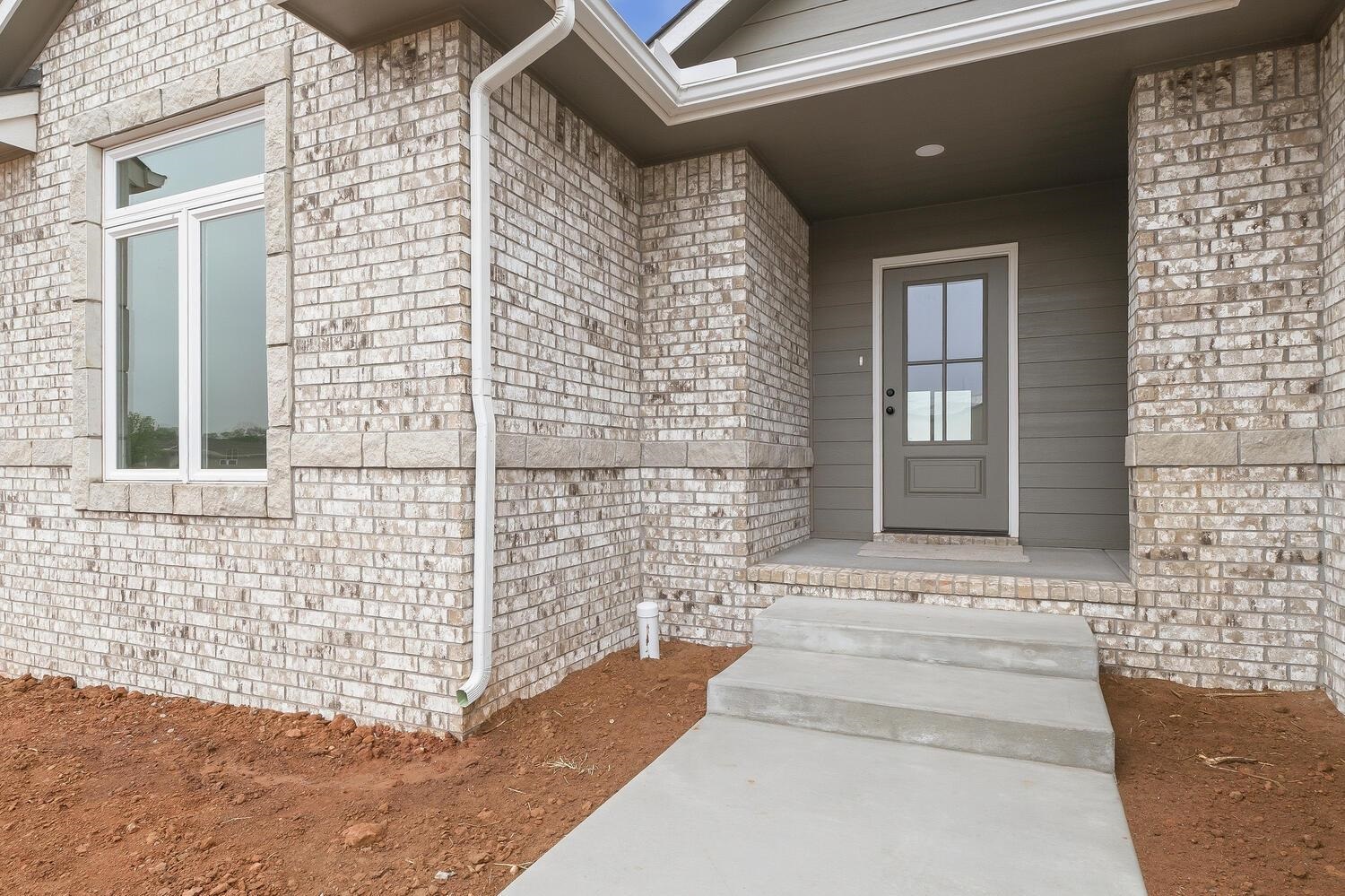 940 N West Ave, Anthony, KS 67003