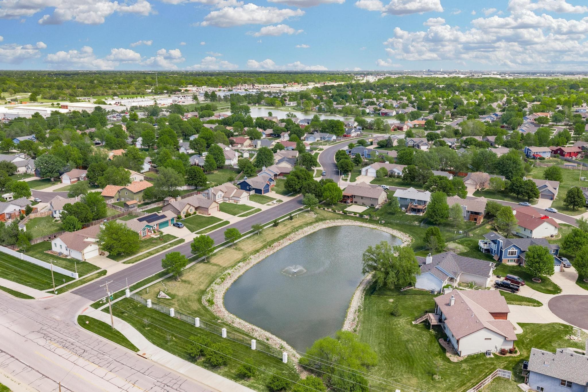 11939 W Carr Ct, Wichita, KS 67209