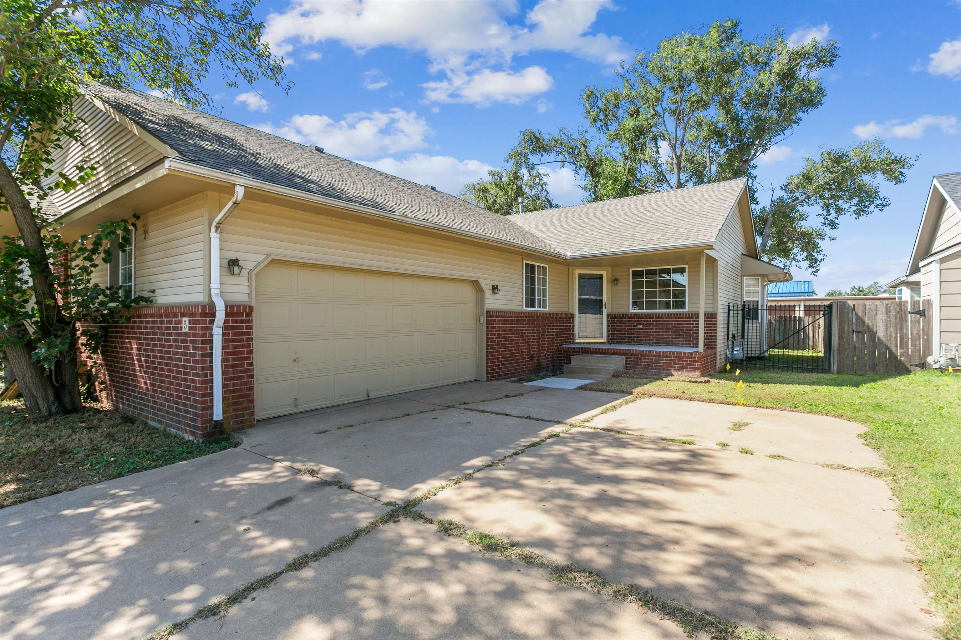 5 N Hopper Dr, Goddard, KS 67052