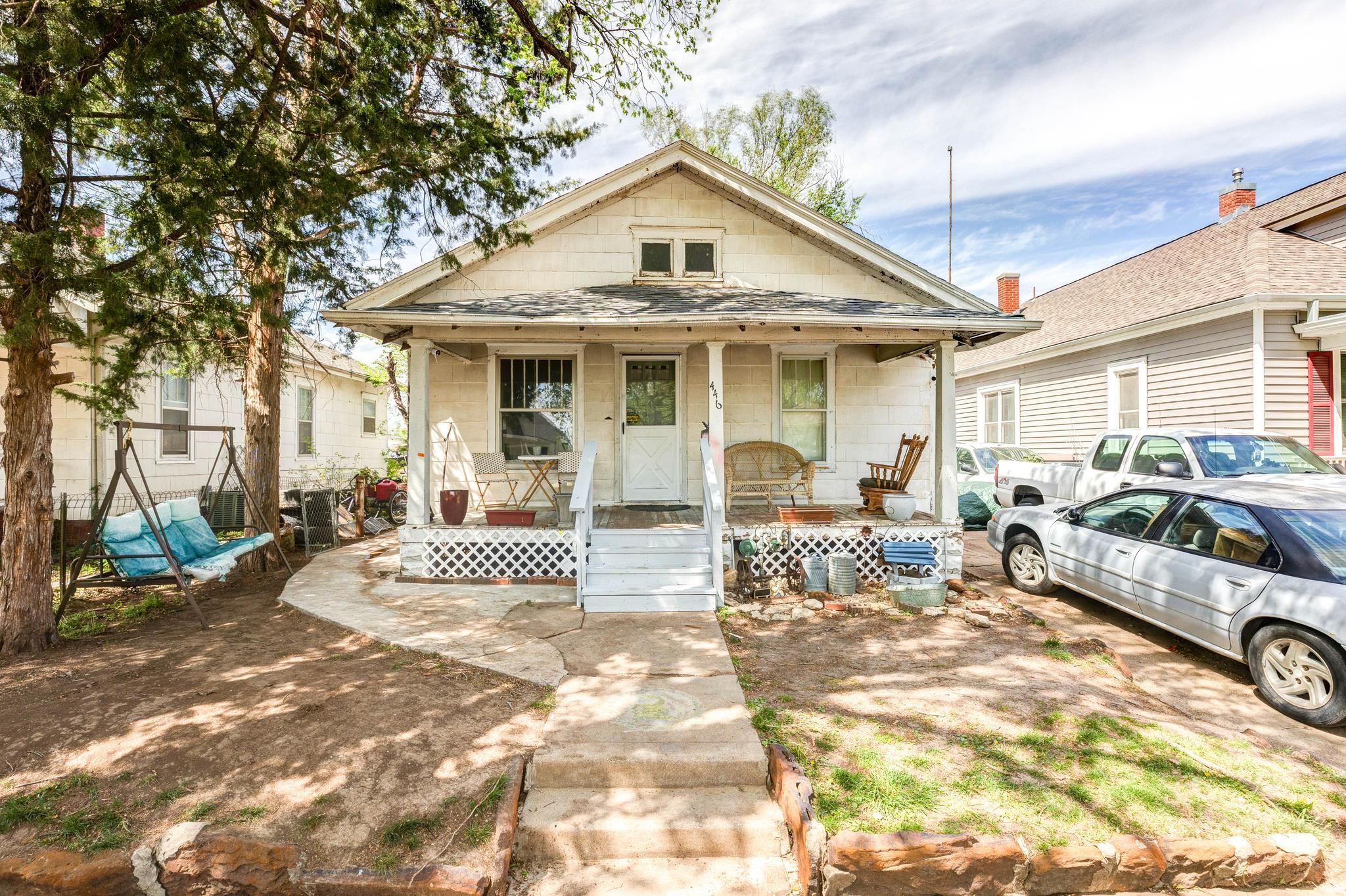 446 S College Ave, Salina, KS 67401