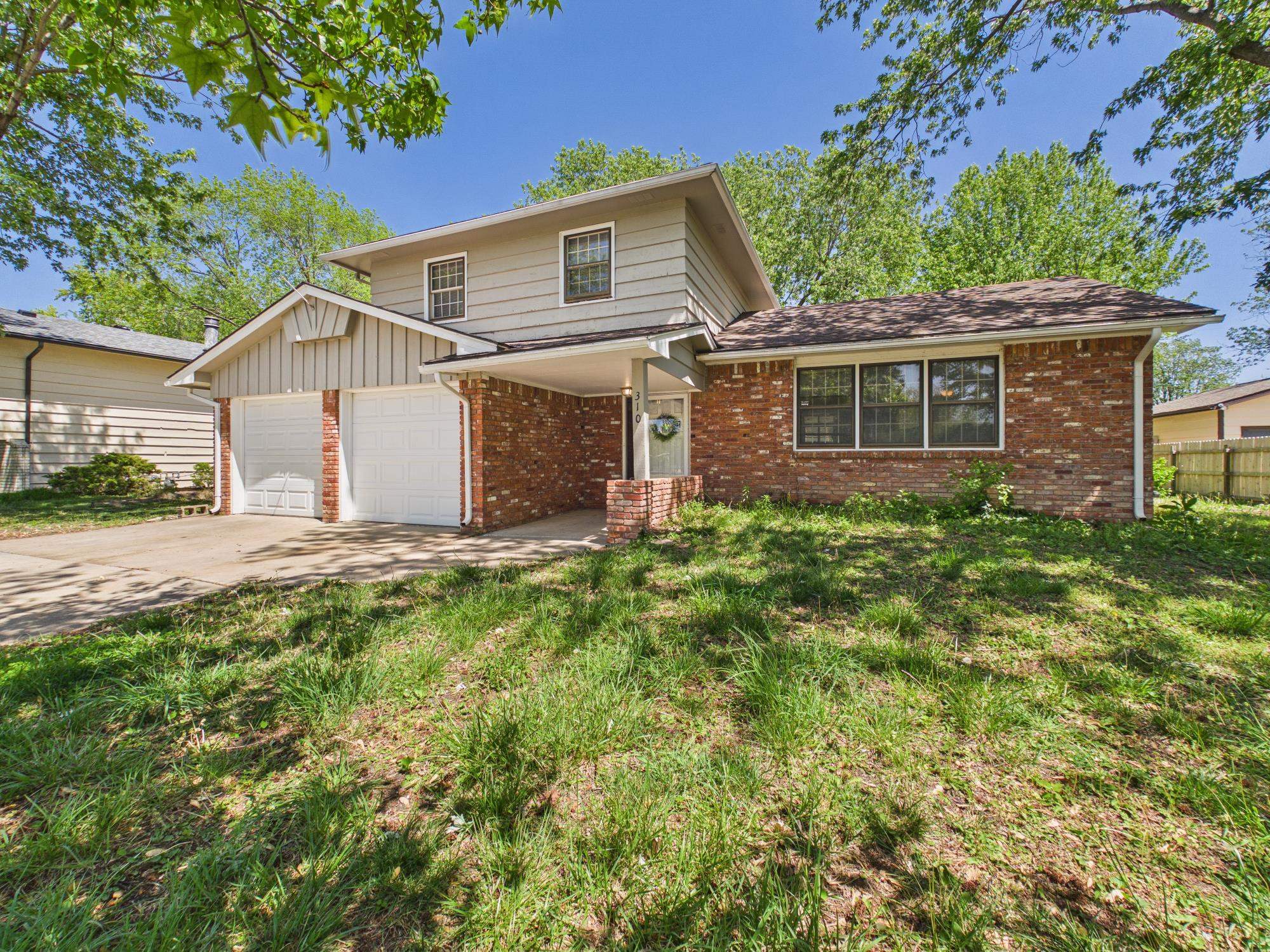 310 S Colby St, Valley Center, KS 67147
