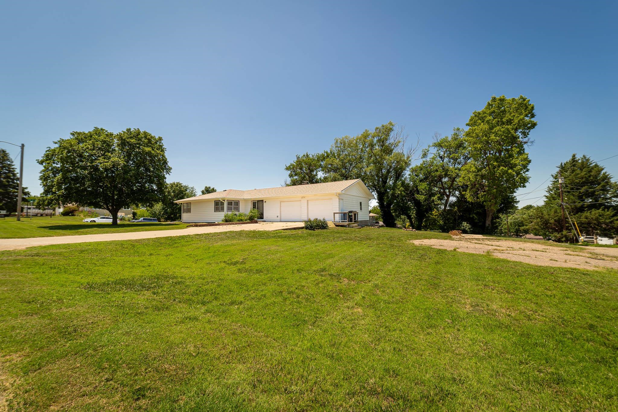 651 E 14th, Concordia, KS 66901