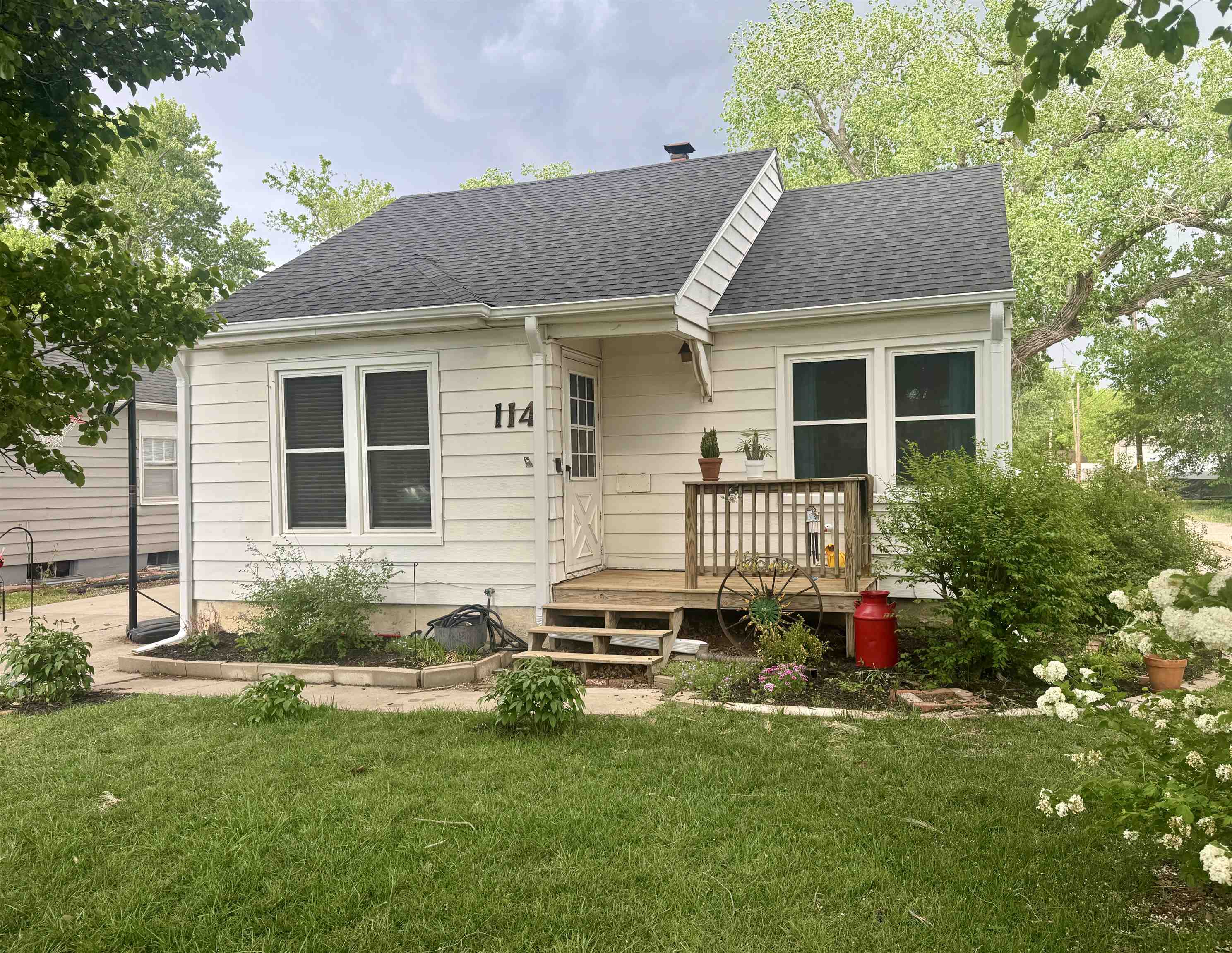 114 N Olivette St, Mcpherson, KS 67460