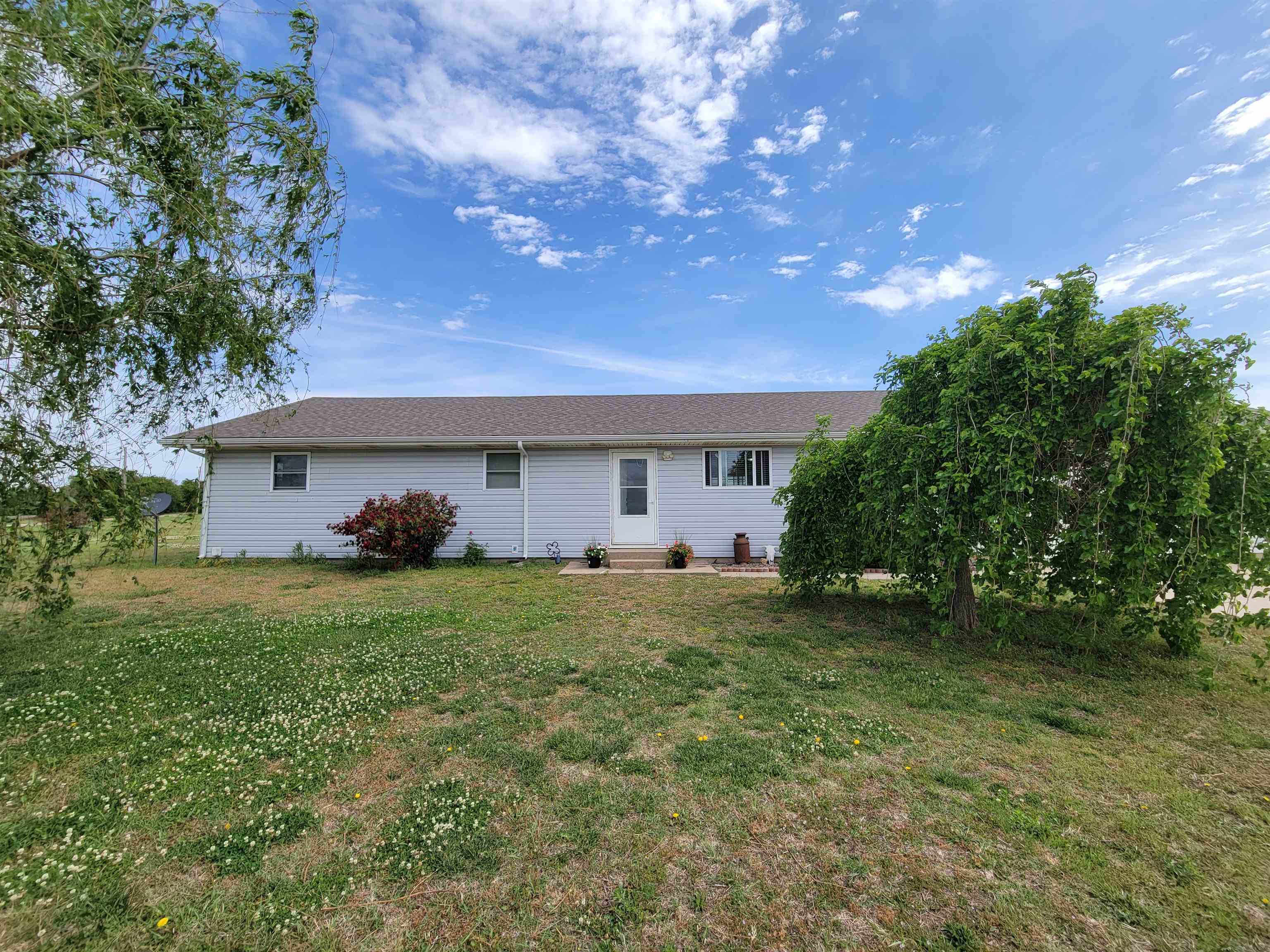13751 N A, Wellington, KS 67152