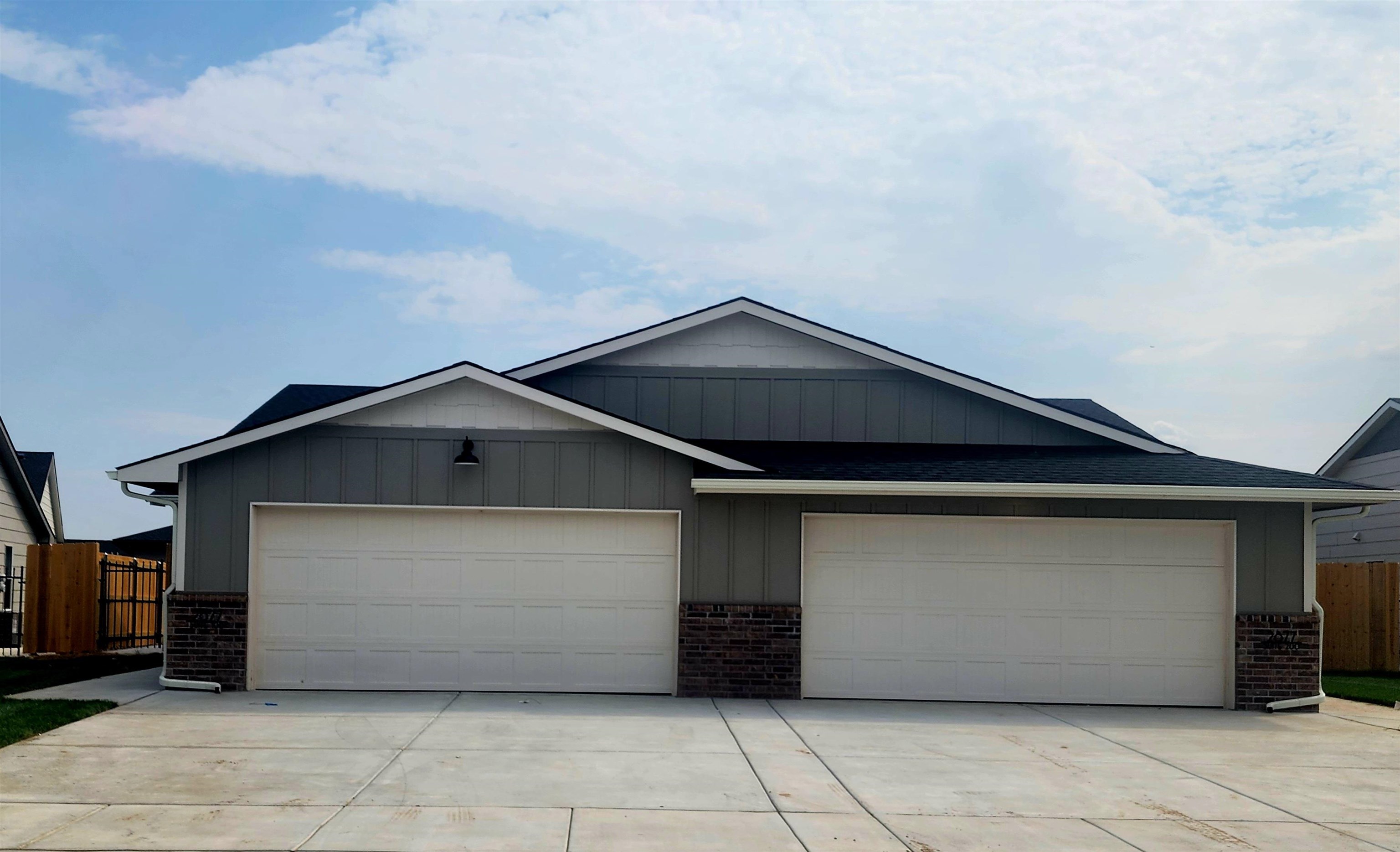 2877 S Cedar Crest Ct Unit 100, Wichita, KS 67215