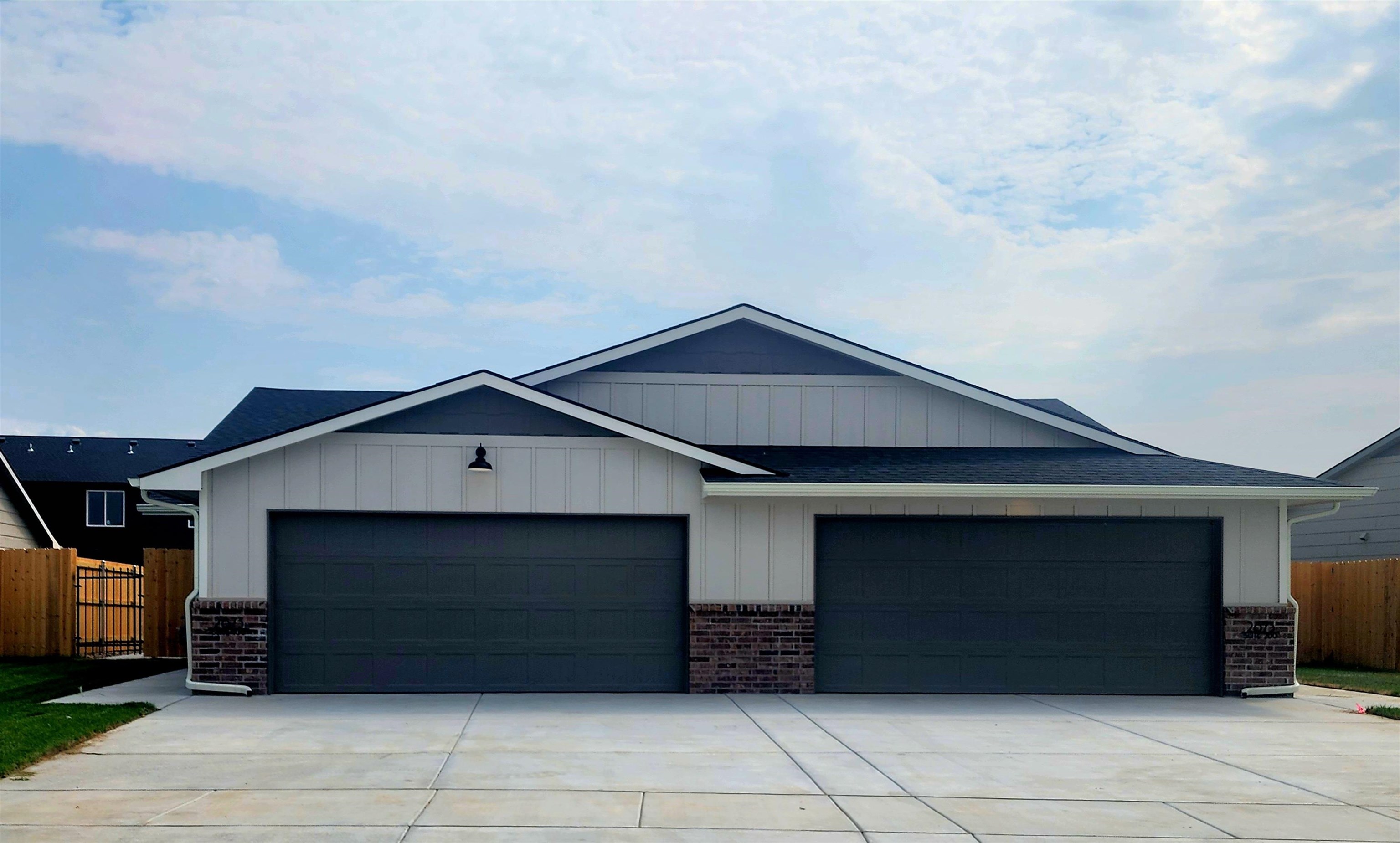 2873 S Cedar Crest Ct Unit 100, Wichita, KS 67215