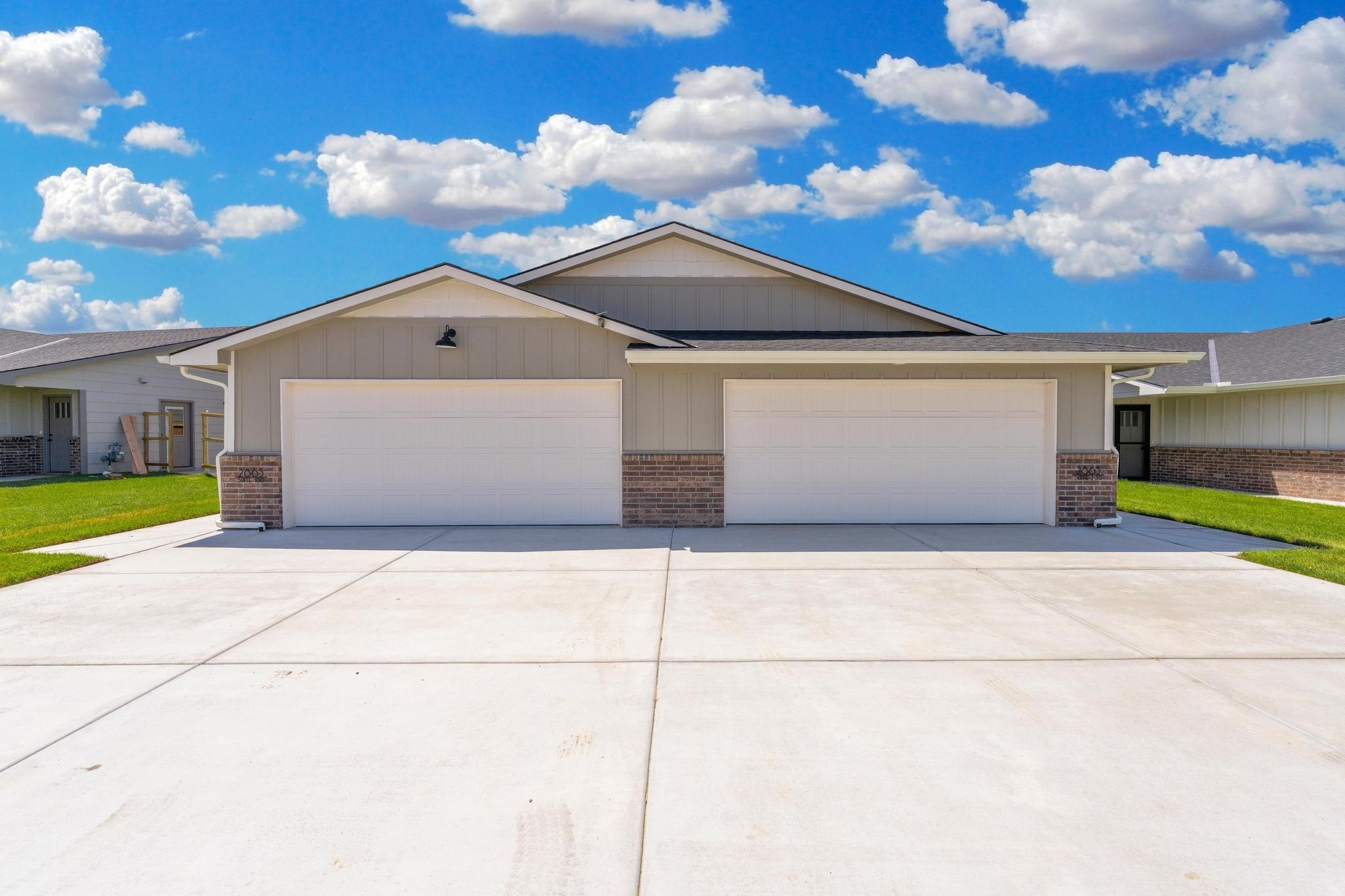 2865 S Cedar Crest Ct Unit 100, Wichita, KS 67215