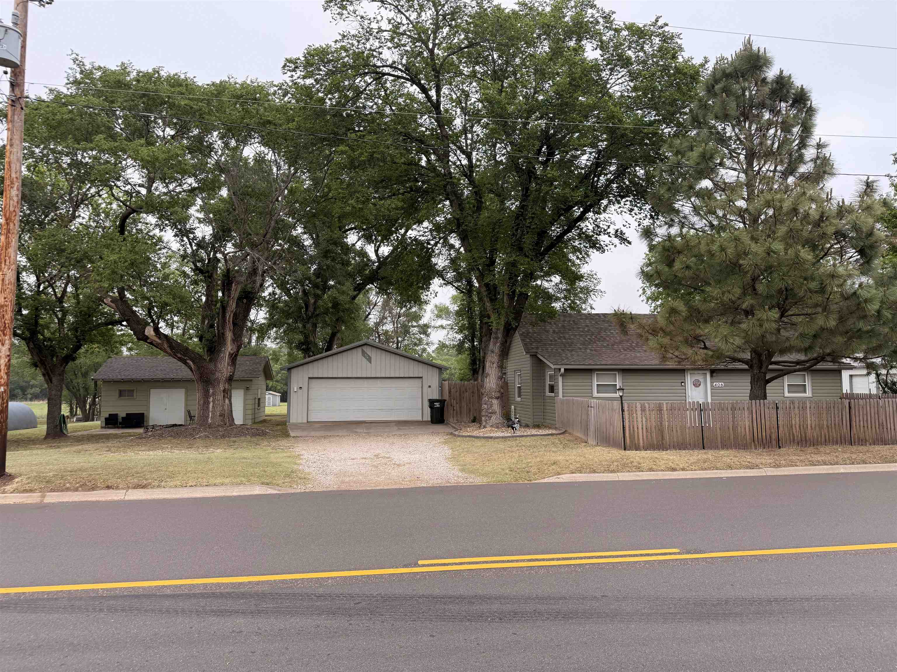 406 W Burns, Norwich, KS 67118