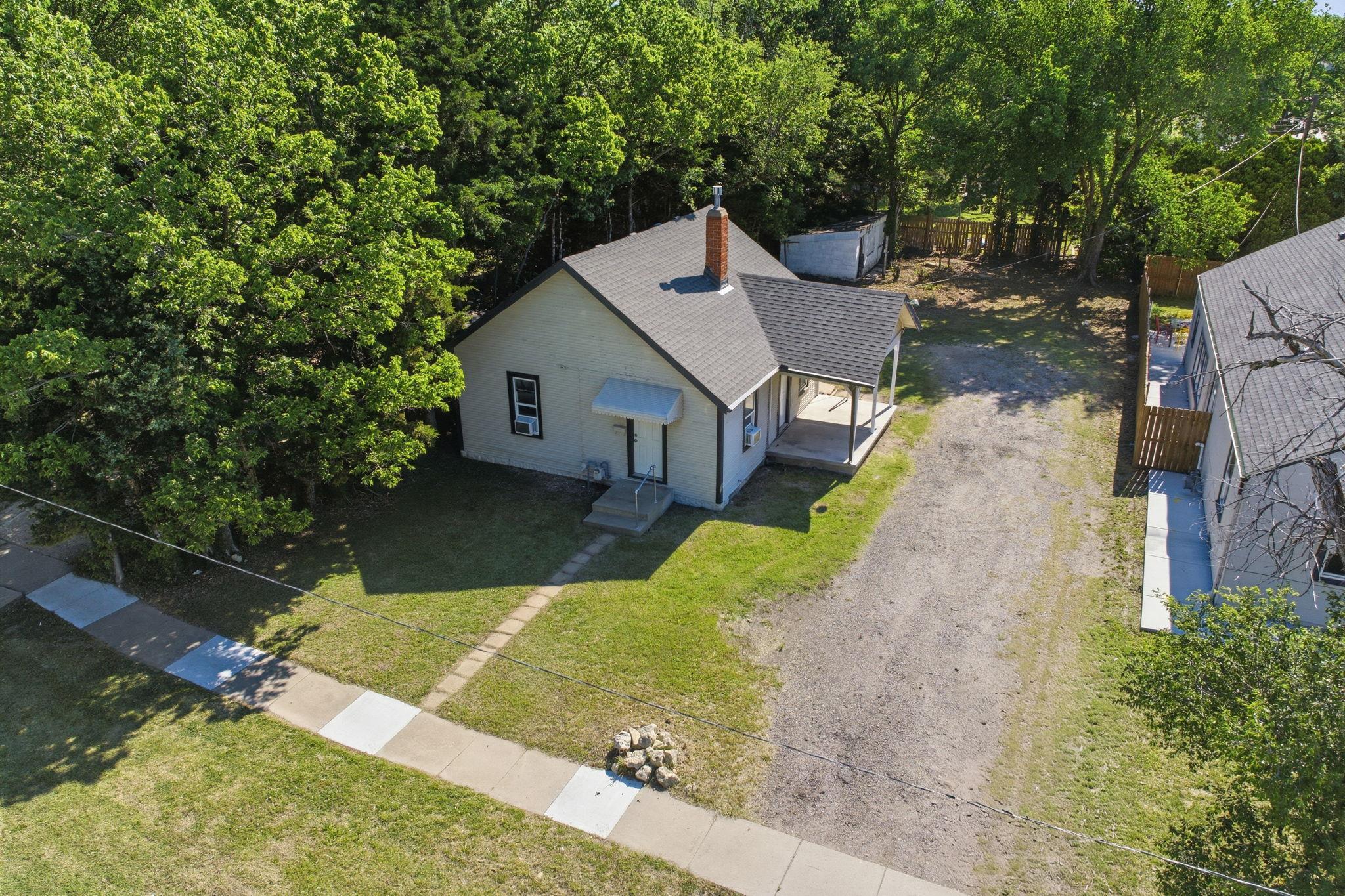 1204 N Oliver Ave, Wichita, KS 67208