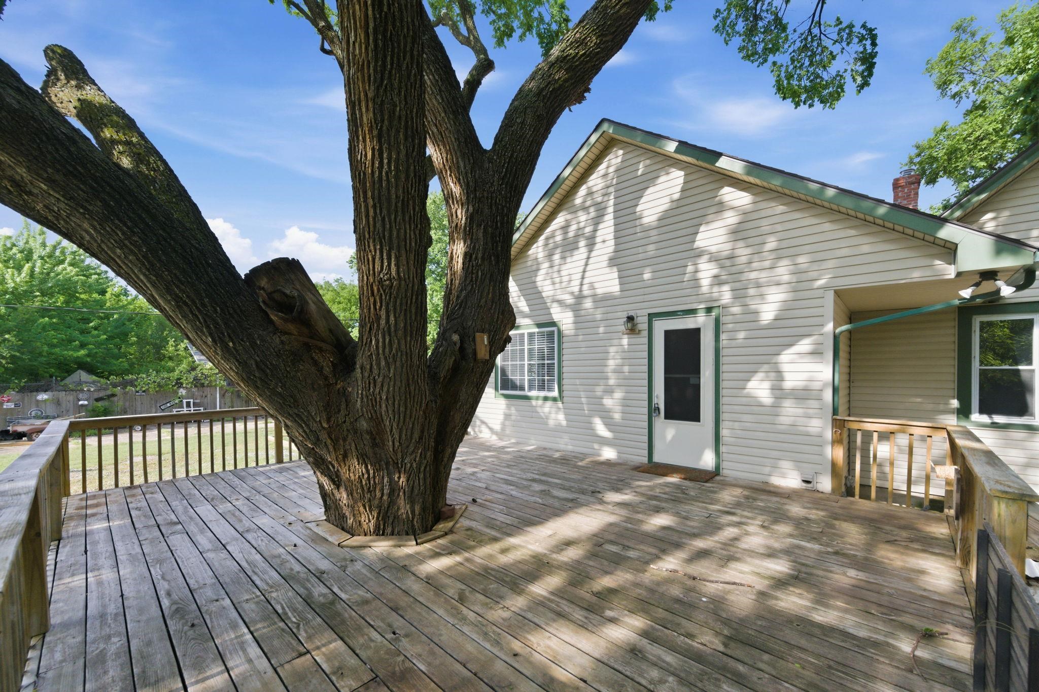 304 S Khedive, Maize, KS 67101