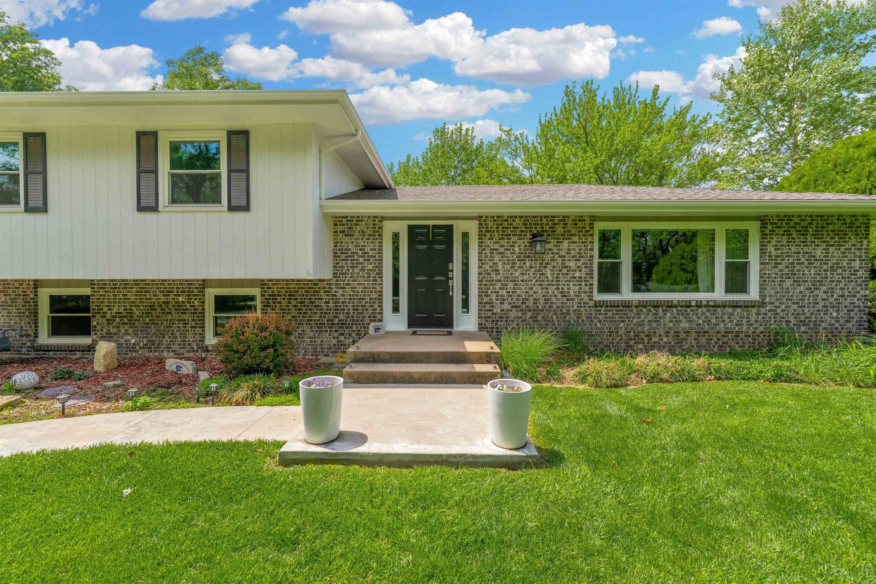 233 S Socora, Wichita, KS 67209
