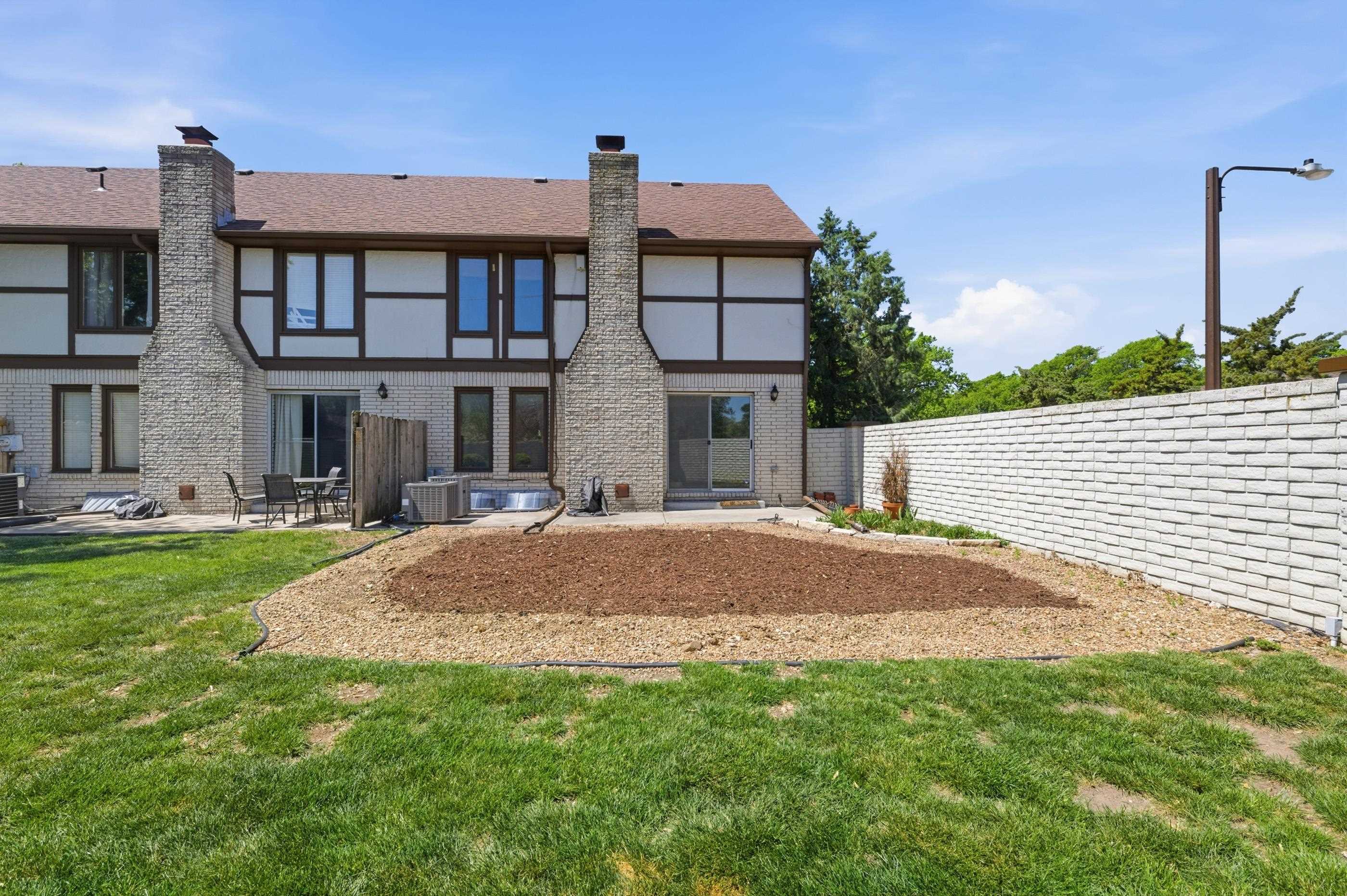 641 N Woodlawn #1, Wichita, KS 67208