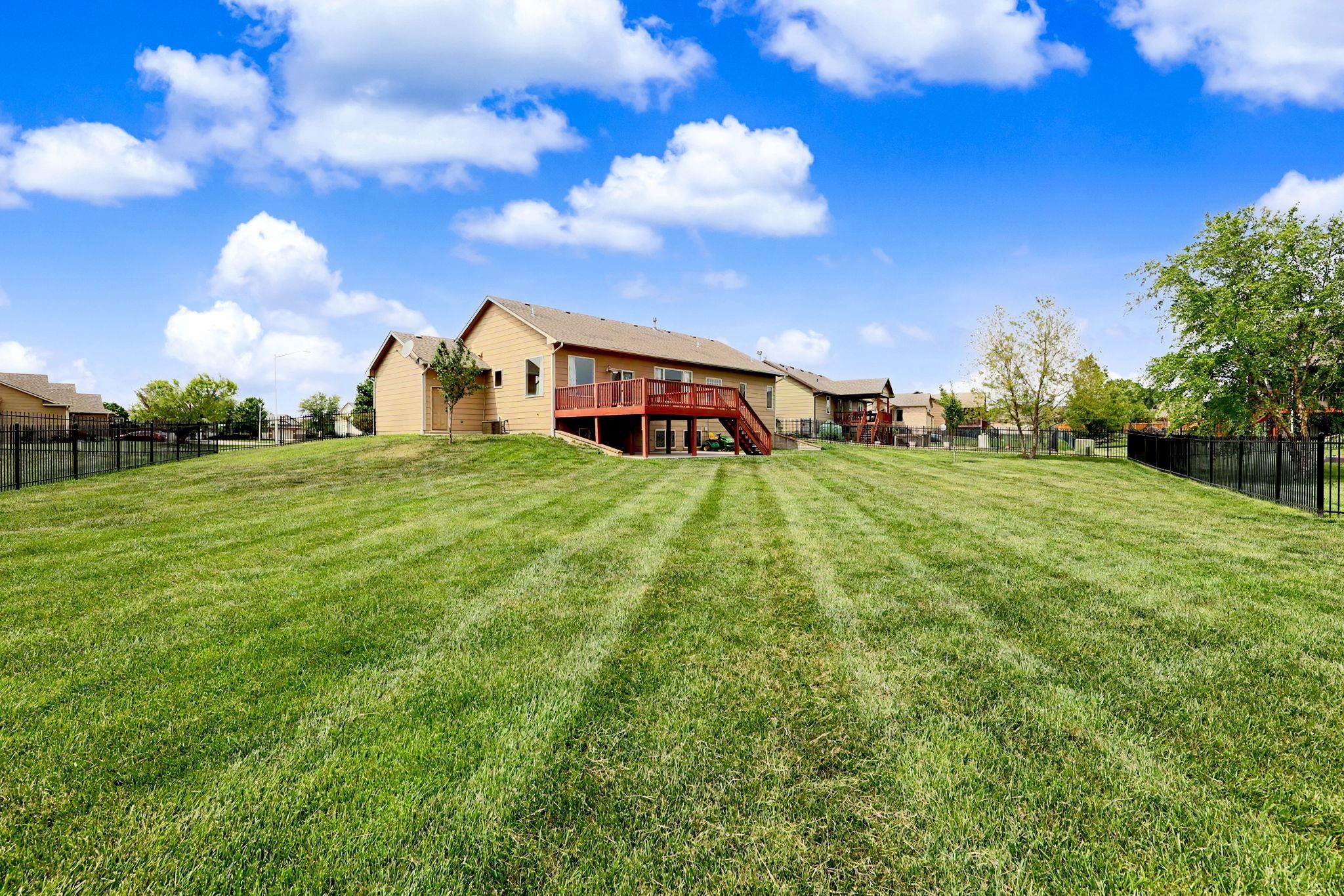 2414 N Castle Rock St, Wichita, KS 67228