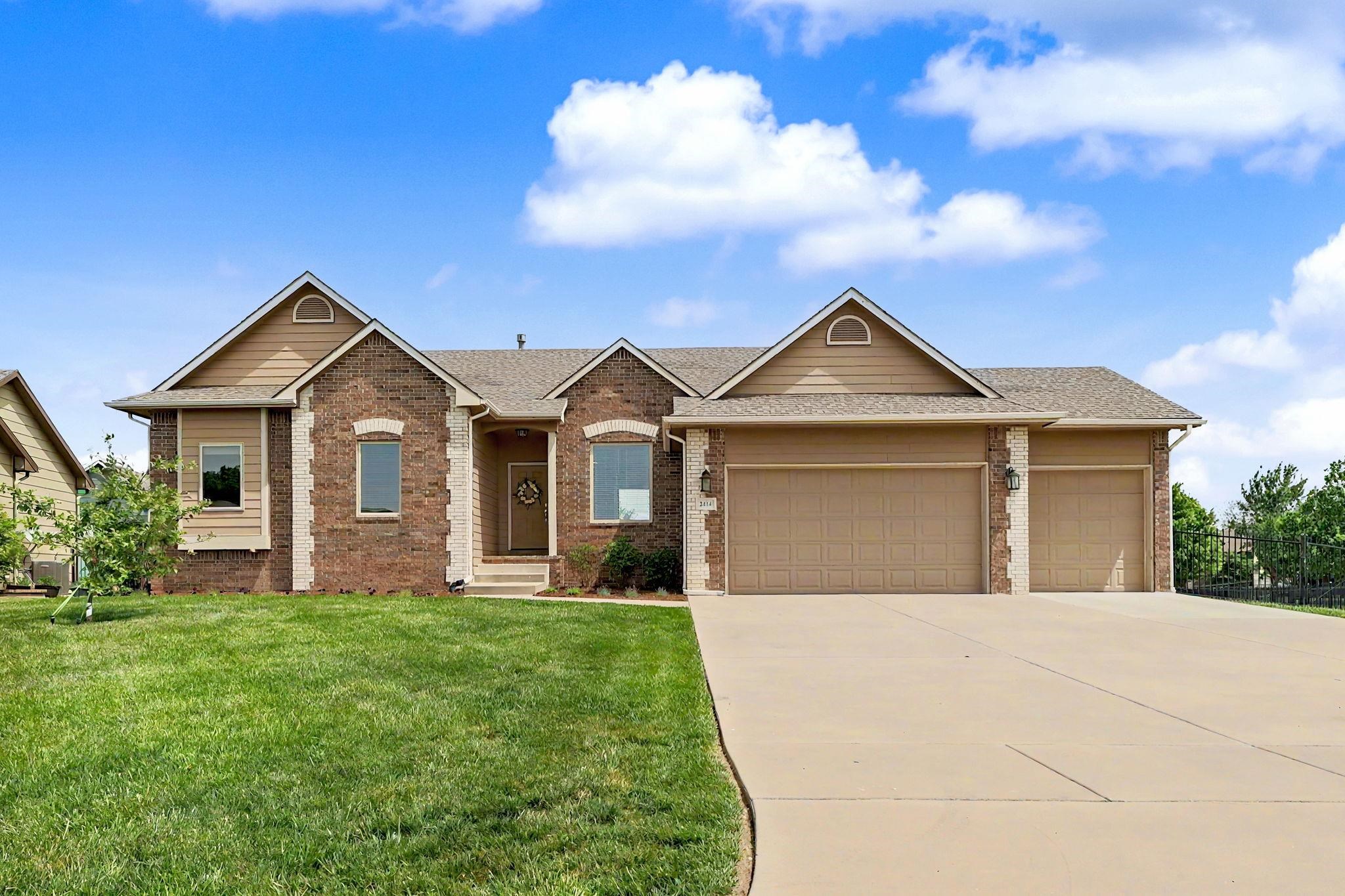 2414 N Castle Rock St, Wichita, KS 67228