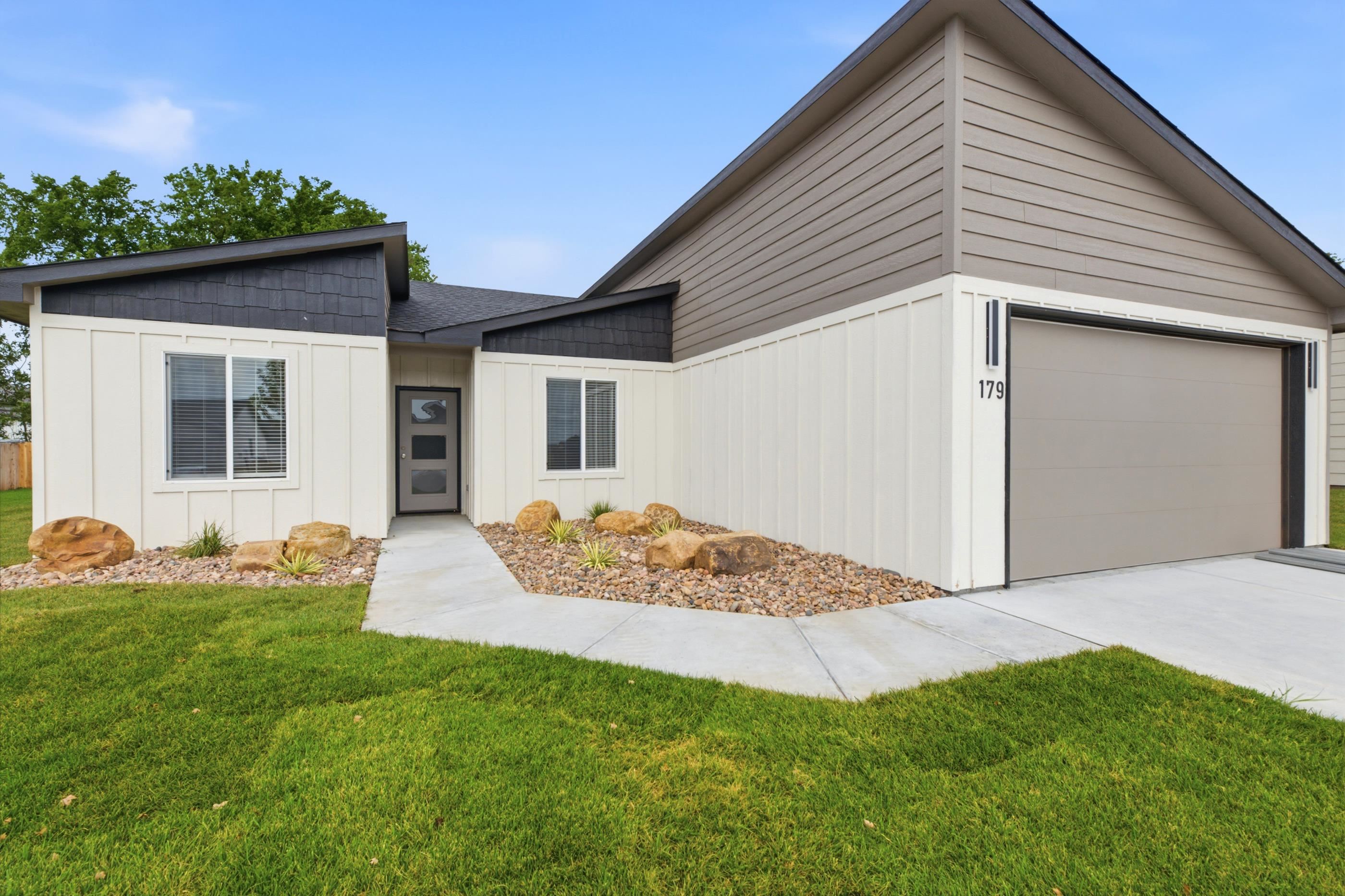 179 Tomahawk, Clearwater, KS 67026