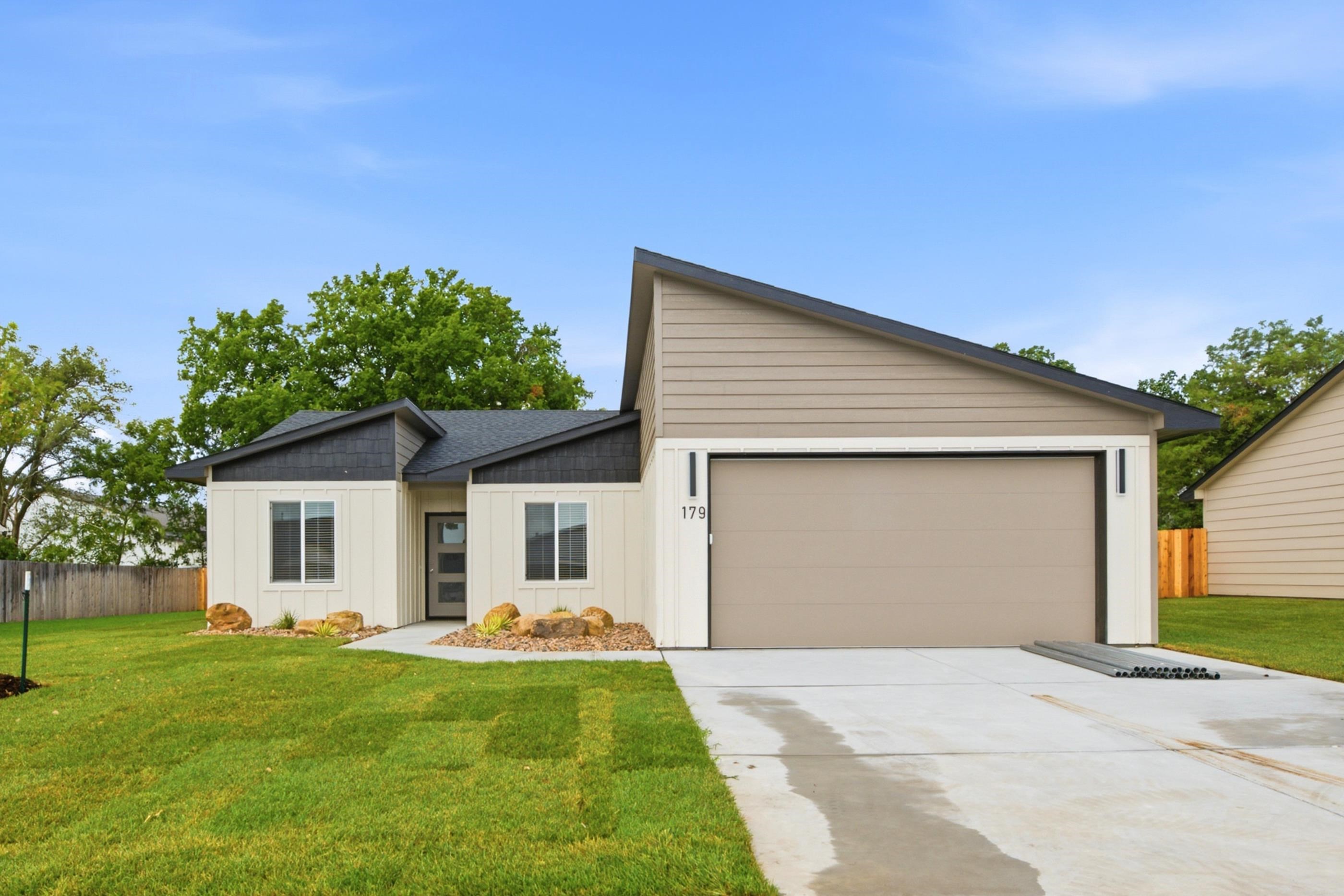 179 Tomahawk, Clearwater, KS 67026