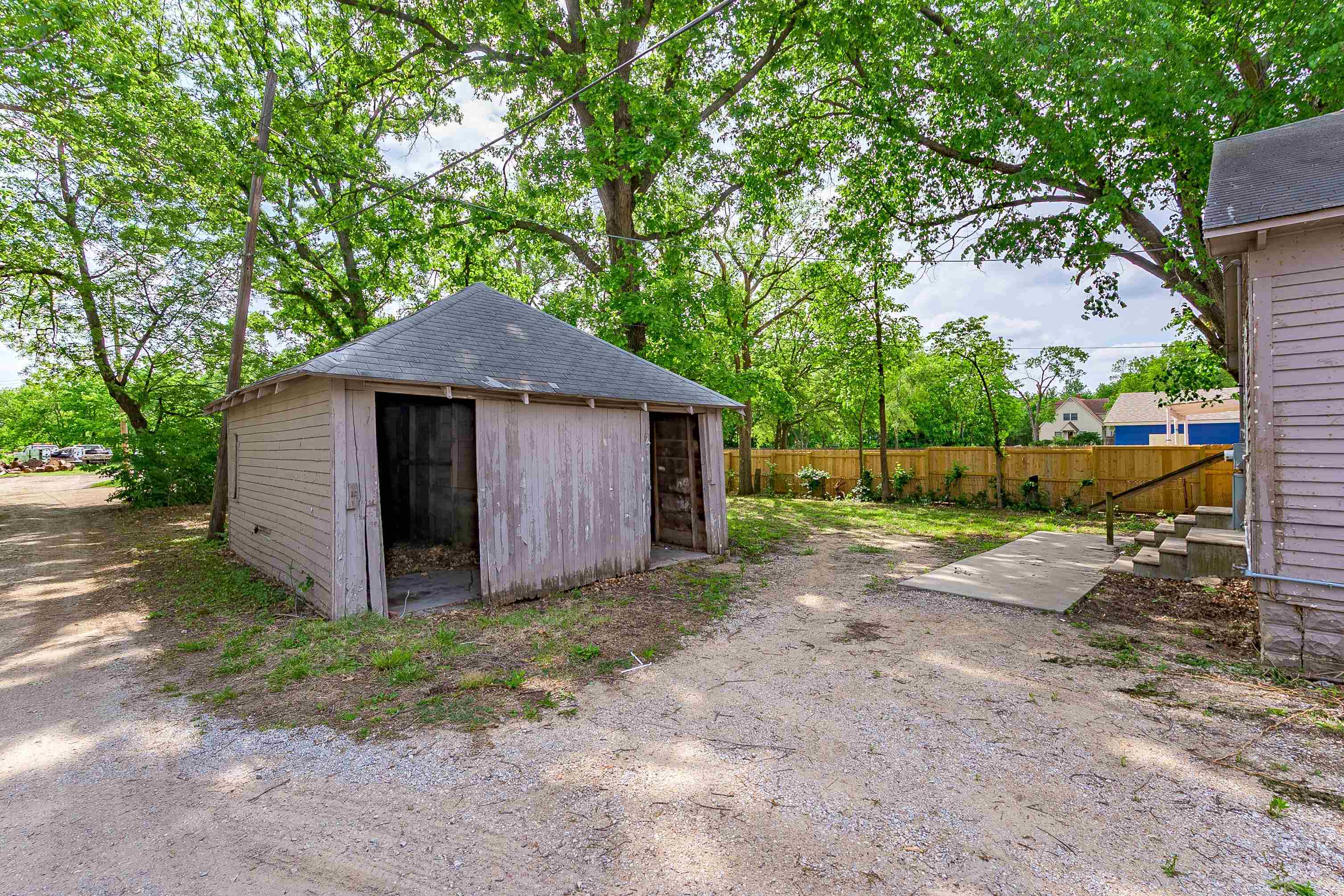 914 N High St #916 N High St, Newton, KS 67114