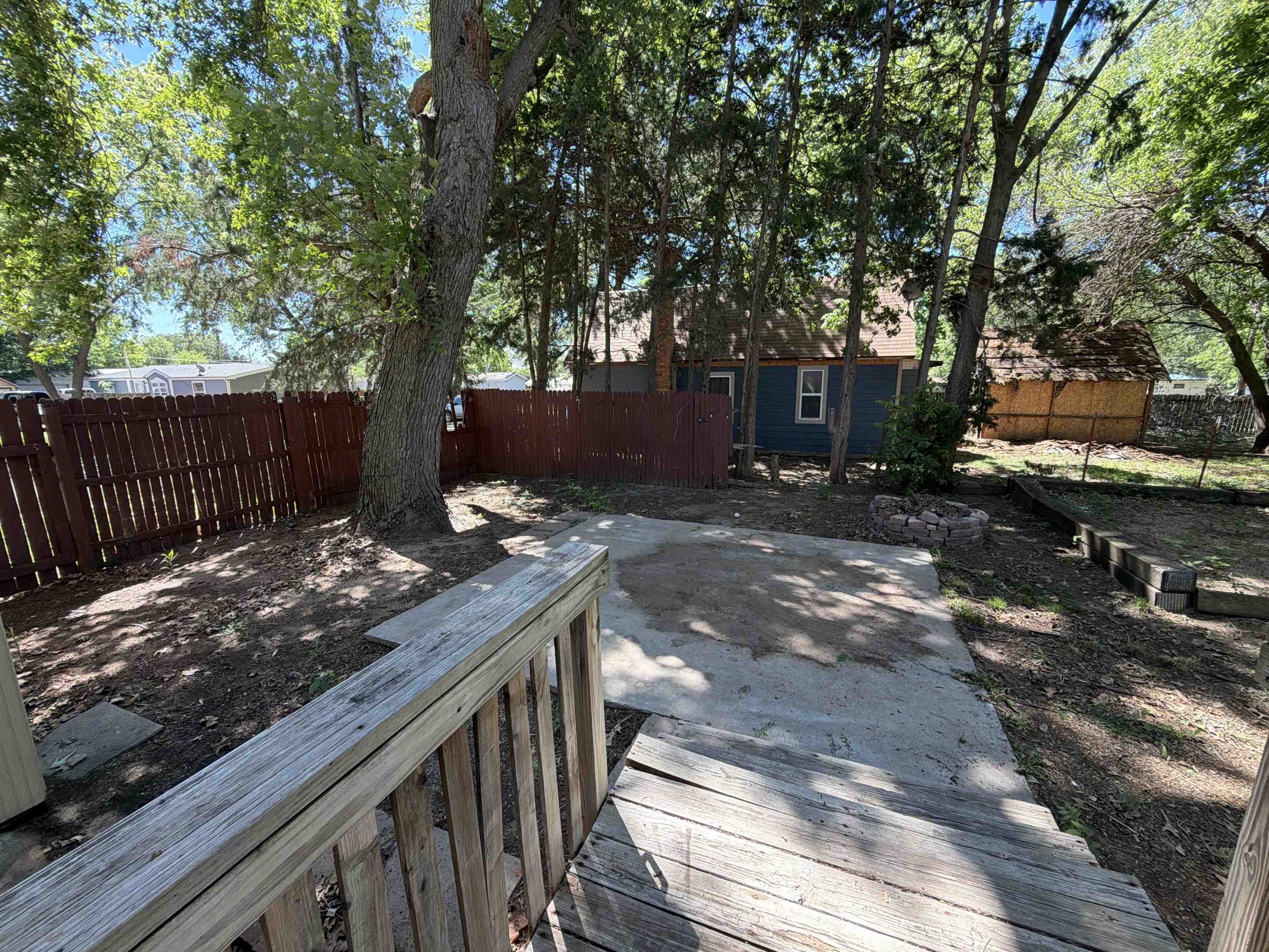 215 N Lincoln St, Bennington, KS 67422