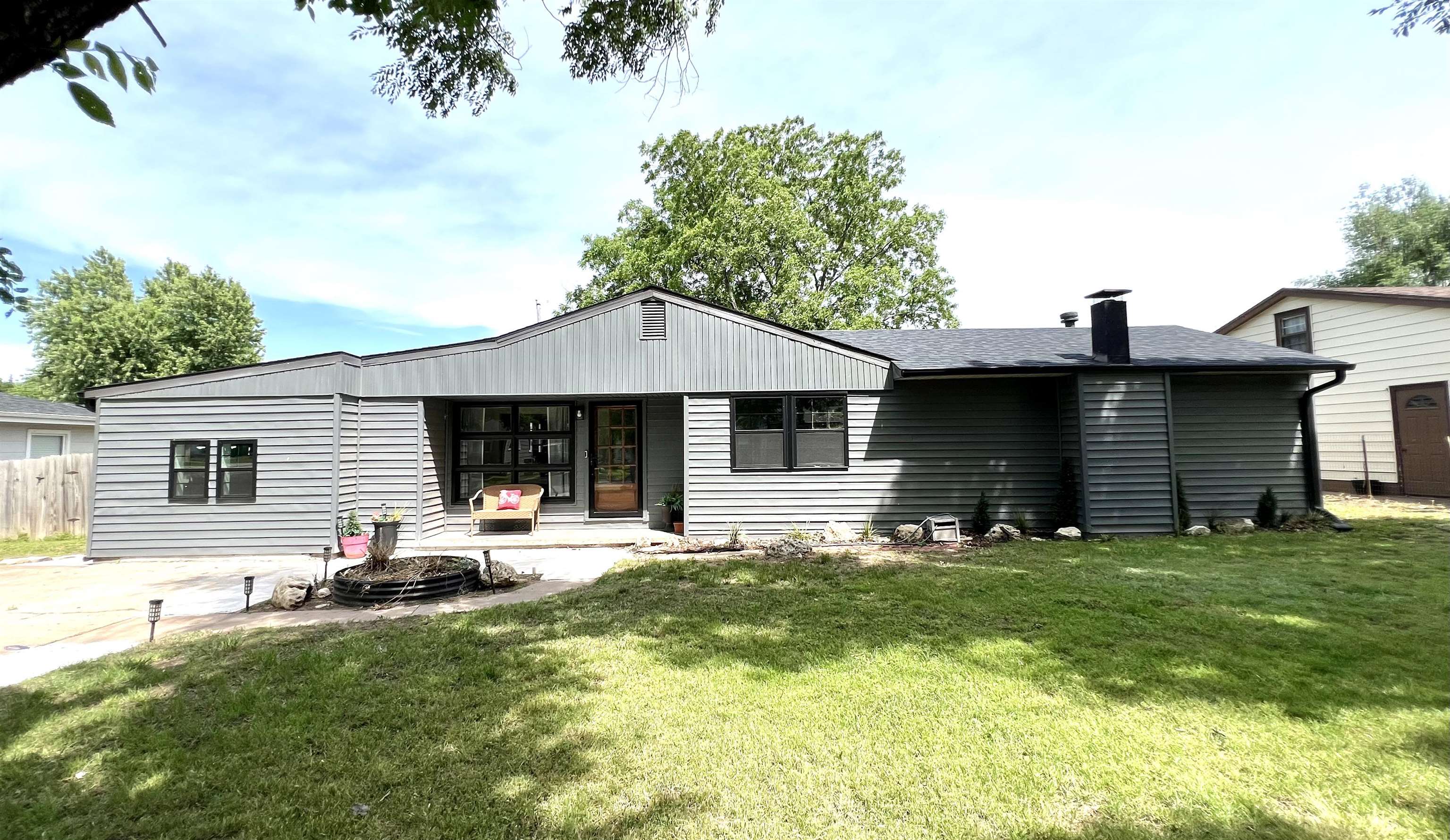 1124 N 7th, Arkansas City, KS 67005