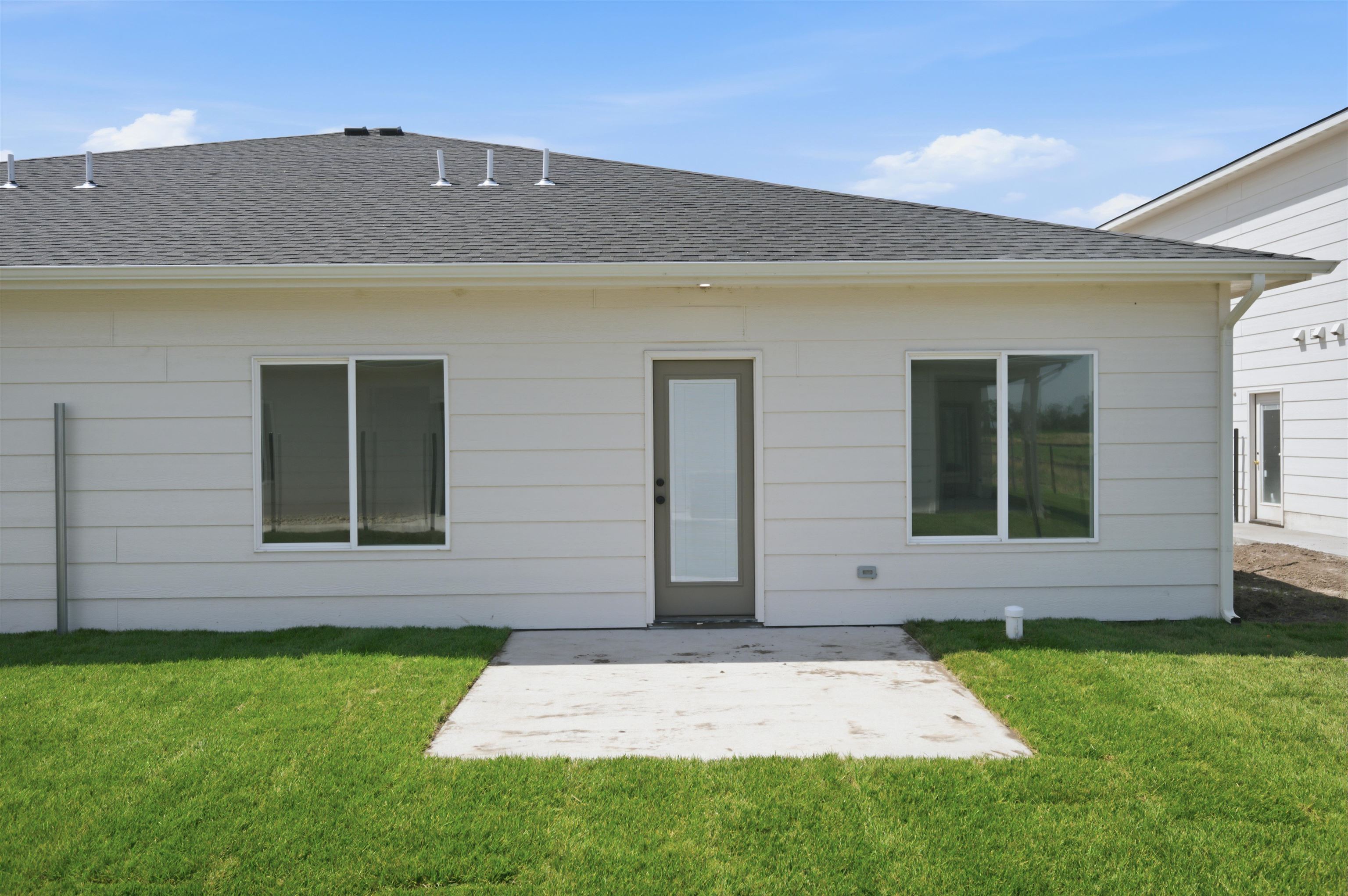 185-187 N Mendocino Ct, Goddard, KS 67235